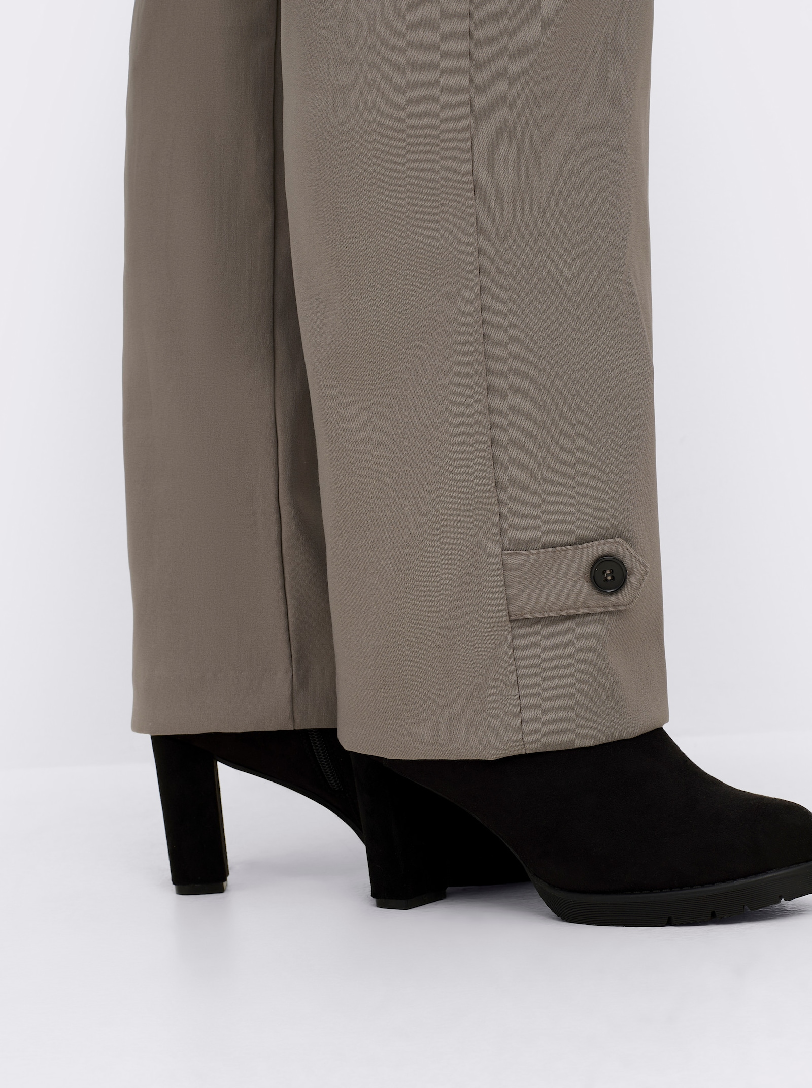 Hose in weiter Form, bügelfreie Koffer-Qualität - taupe