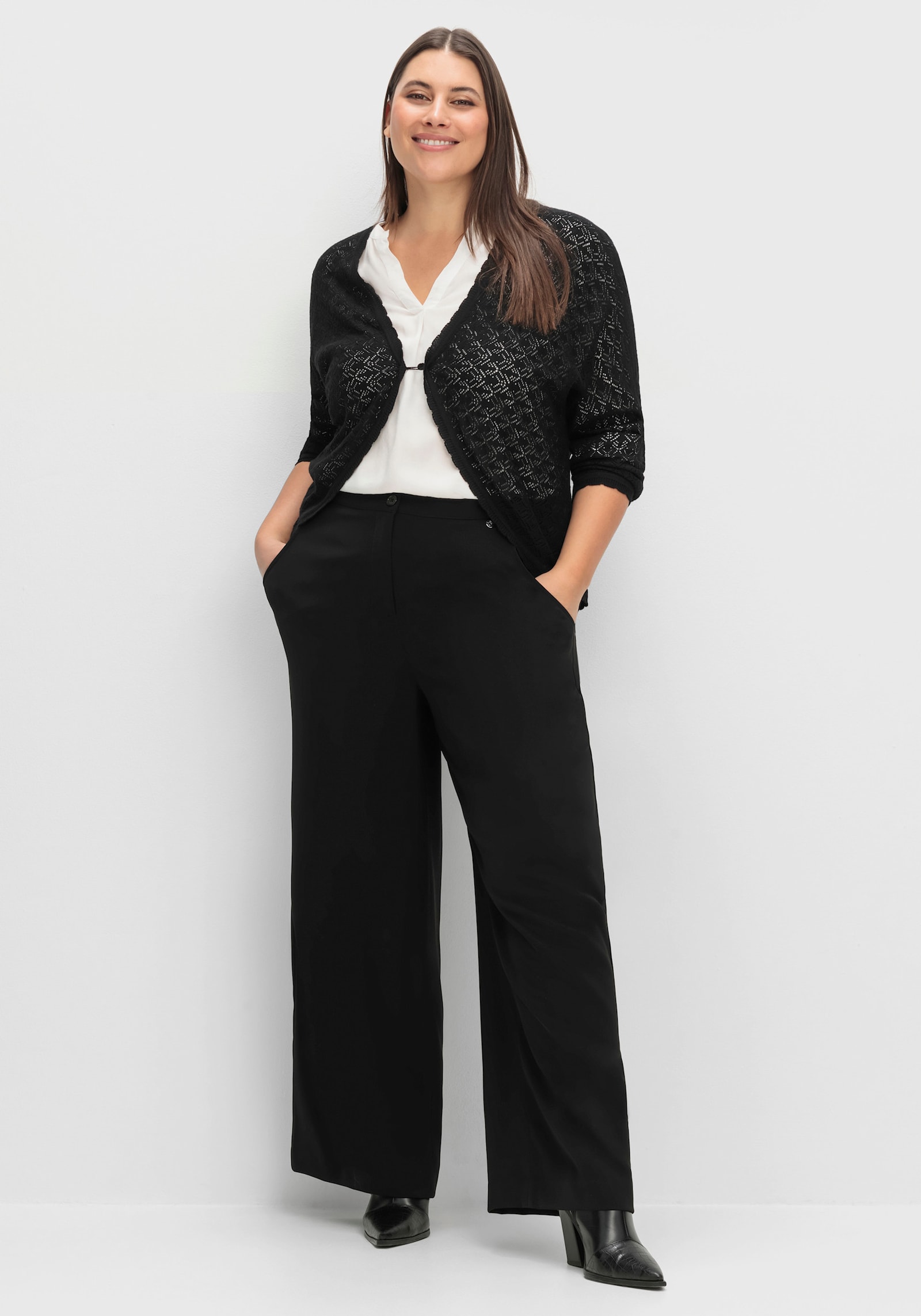 sheego Hose mit High-Waist-Bund und weitem Bein - schwarz