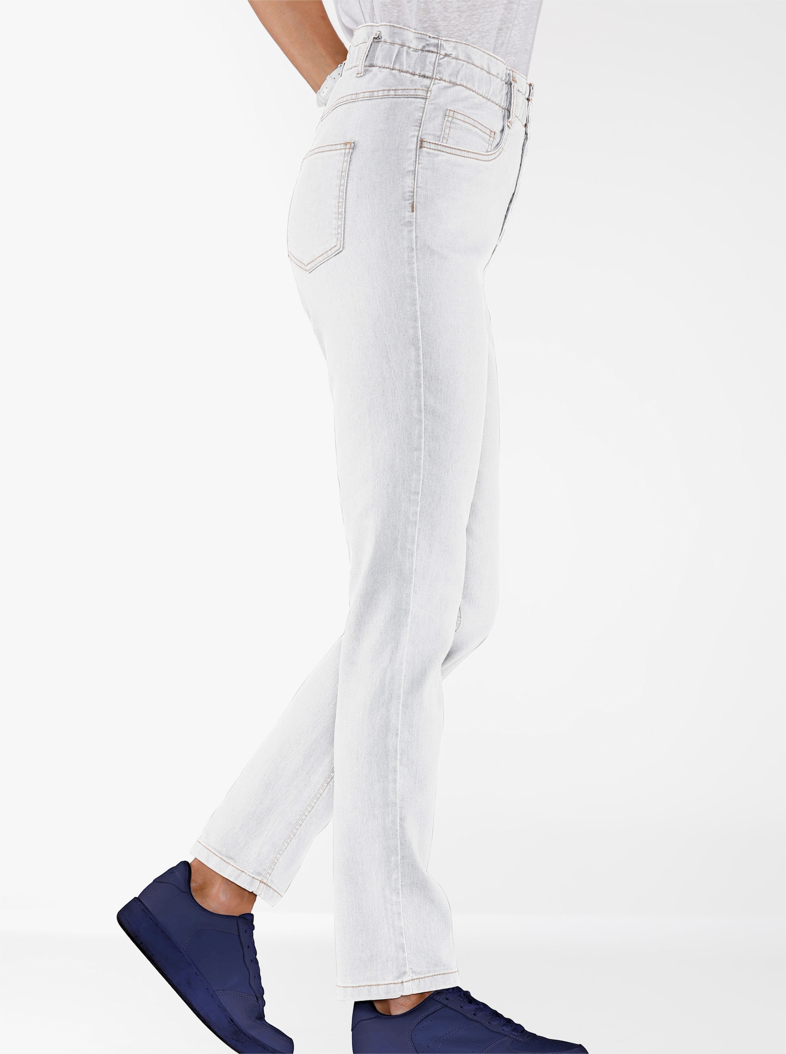 Jeans in paperbag-model - wit