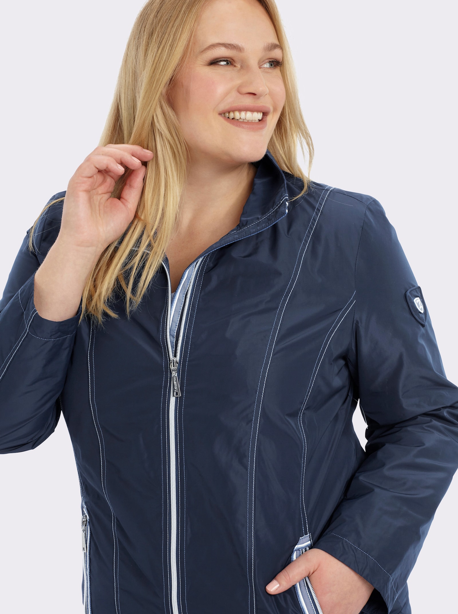 Übergangsjacke mit kontrastfarbigen Ziernähten - marine