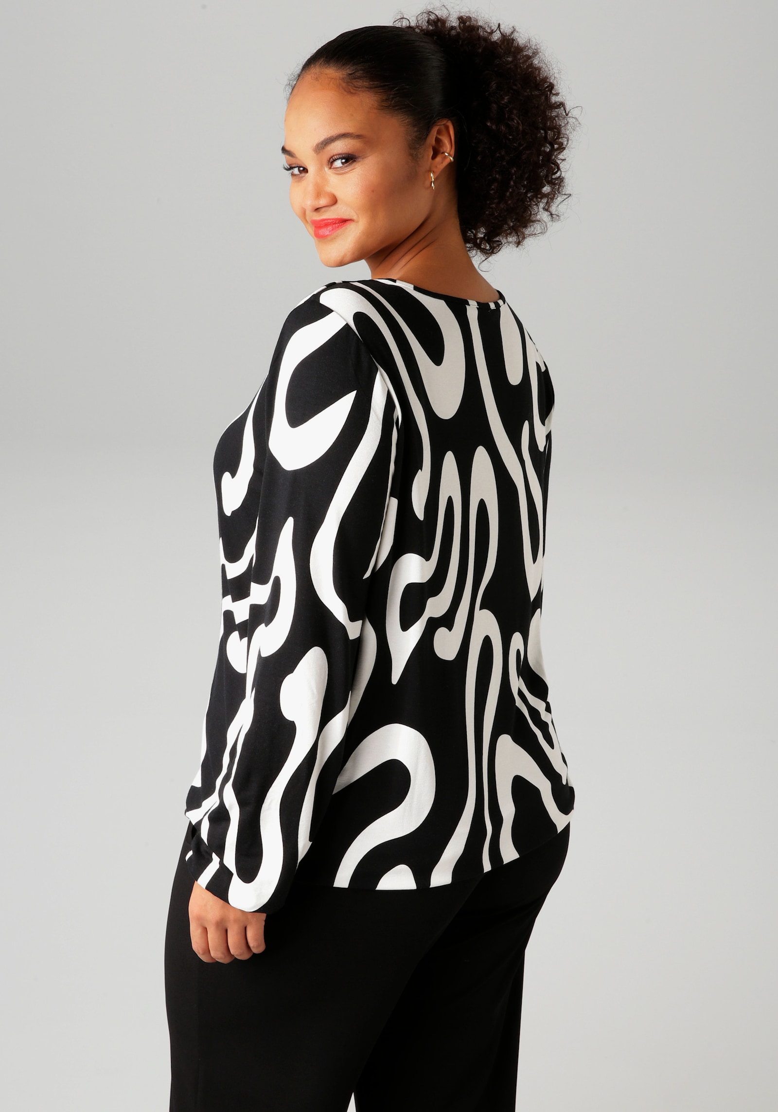 Aniston PLUS Langarmshirt - schwarz-weiß
