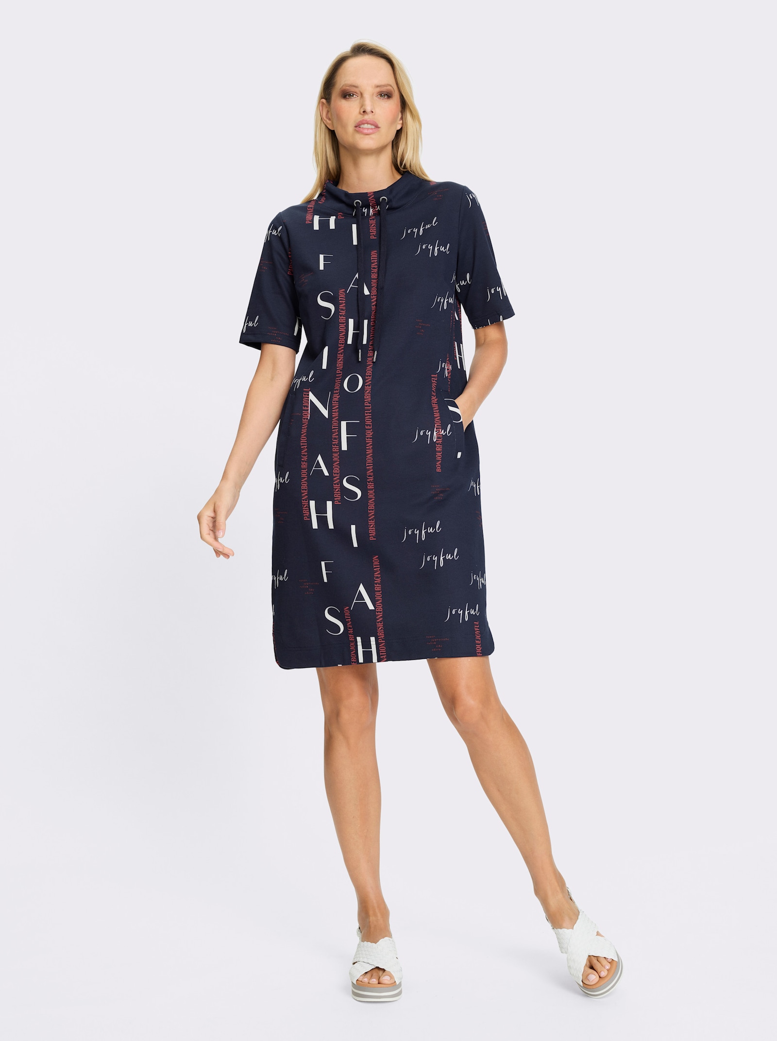 heine Sweatkleid mit Schriftzug-Print - ecru-marine-bedruckt