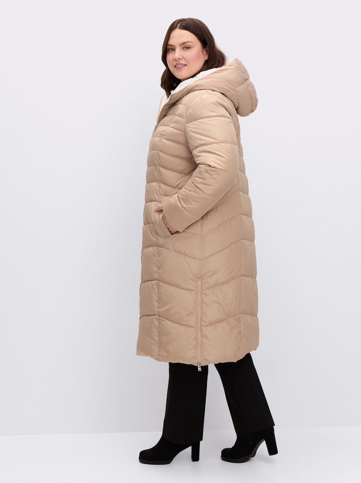 Steppmantel mit Wende-Funktion - ecru-taupe