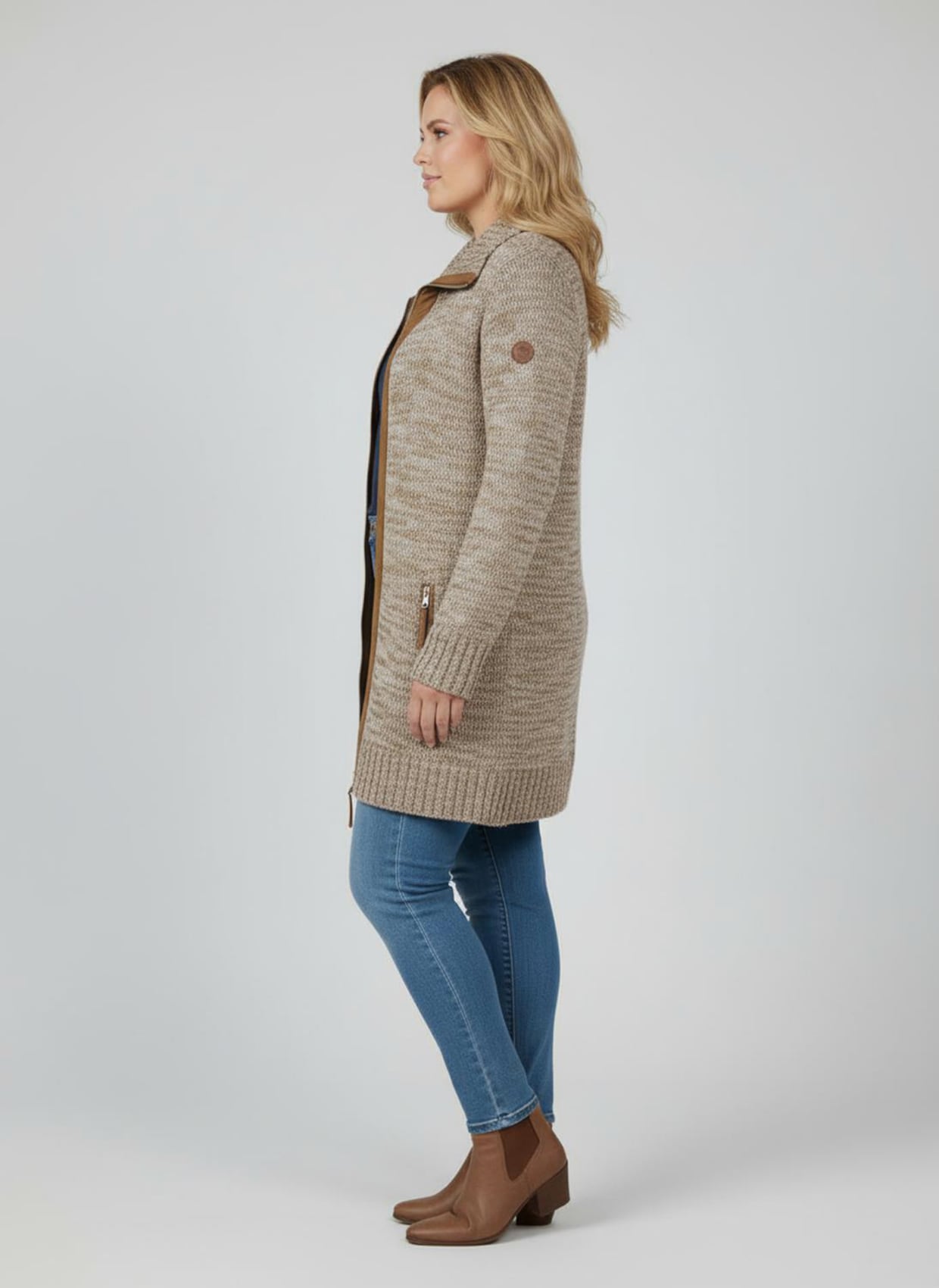 Longstrickjacke mit Troyerkragen - braun-ecru-meliert