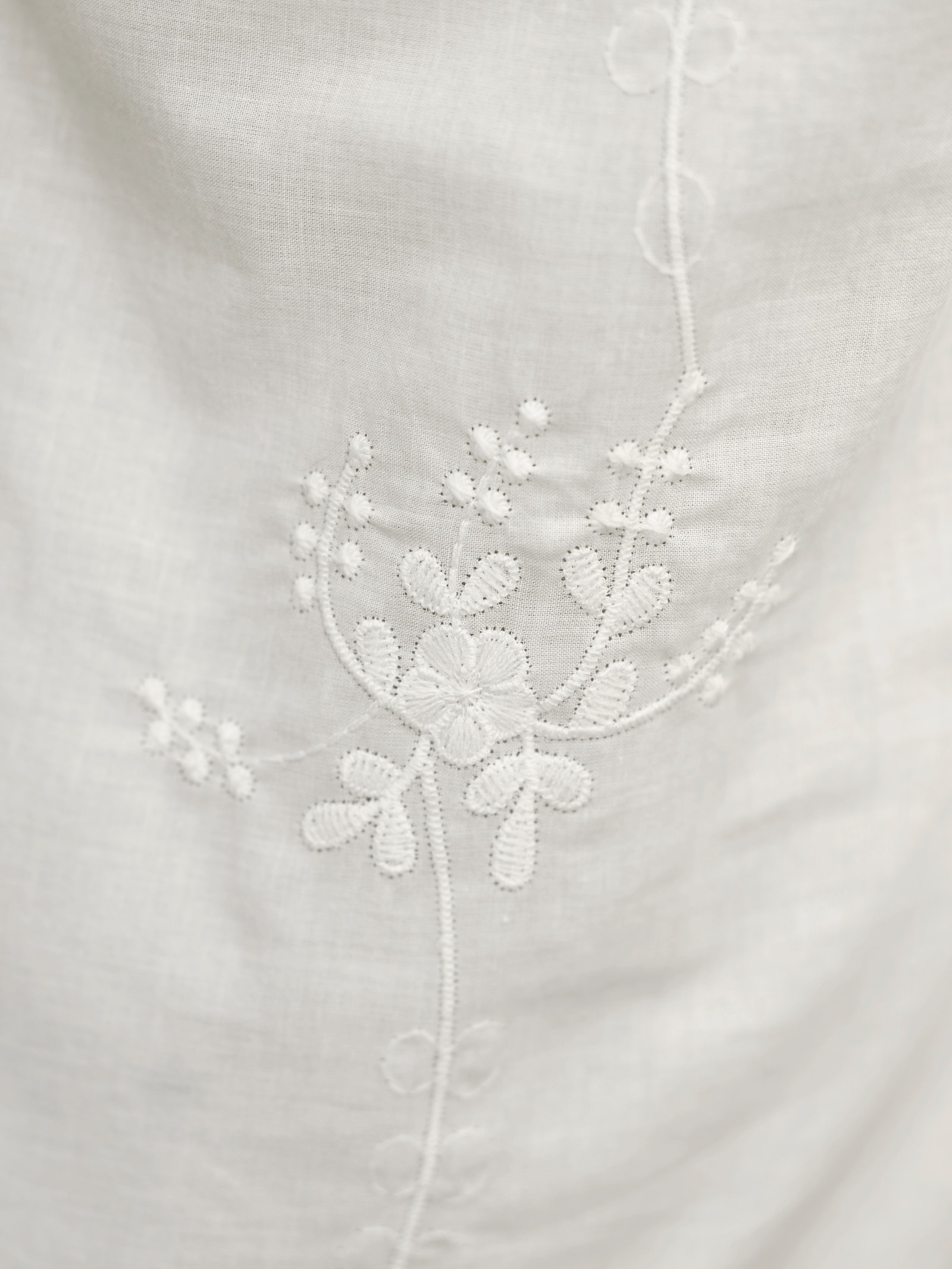 Navlékací halenka s květinovou výšivkou - ecru