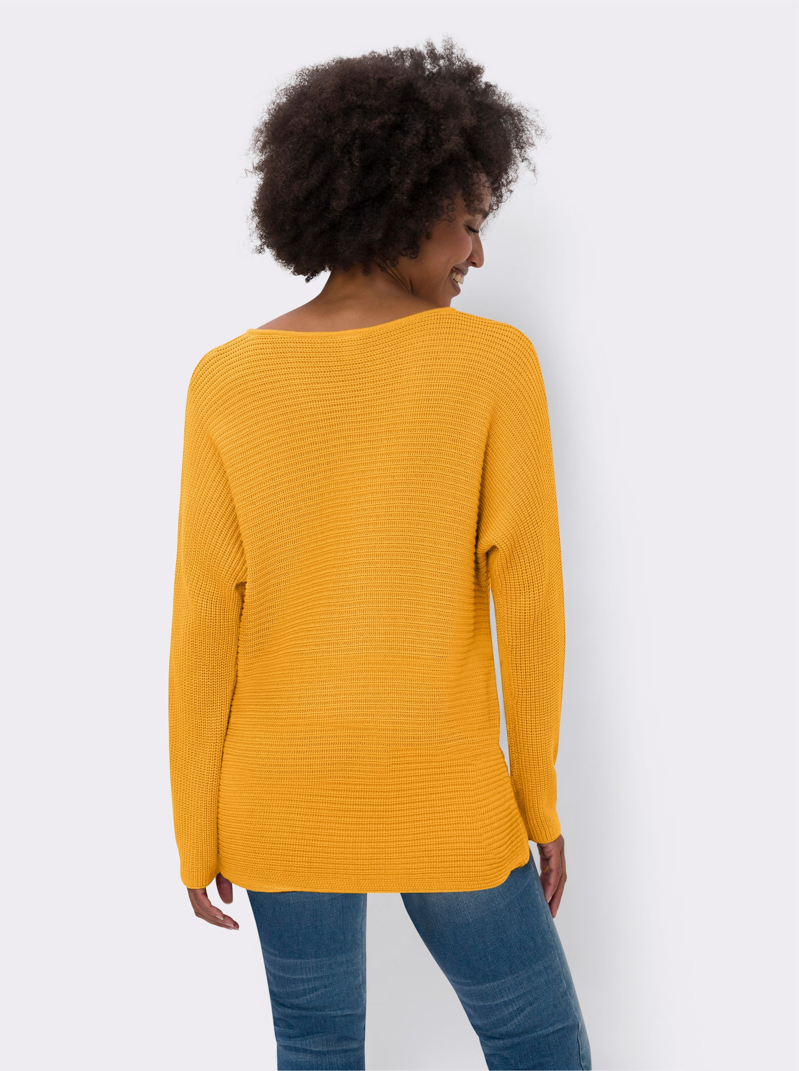 heine Pullover met ronde hals en knoopdetail - oker