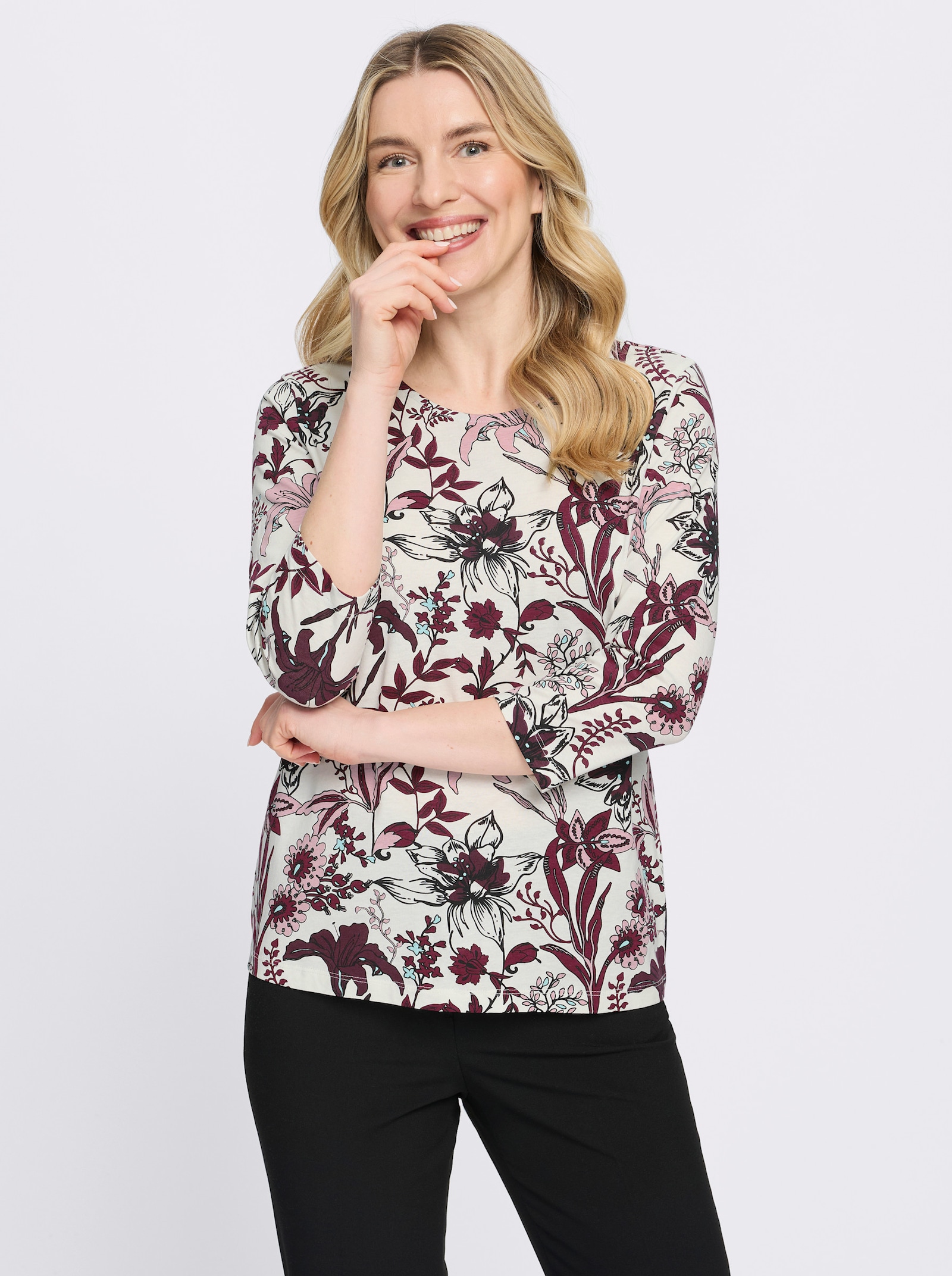 Rundhalsshirt mit floralem Muster - ecru-burgund-bedruckt