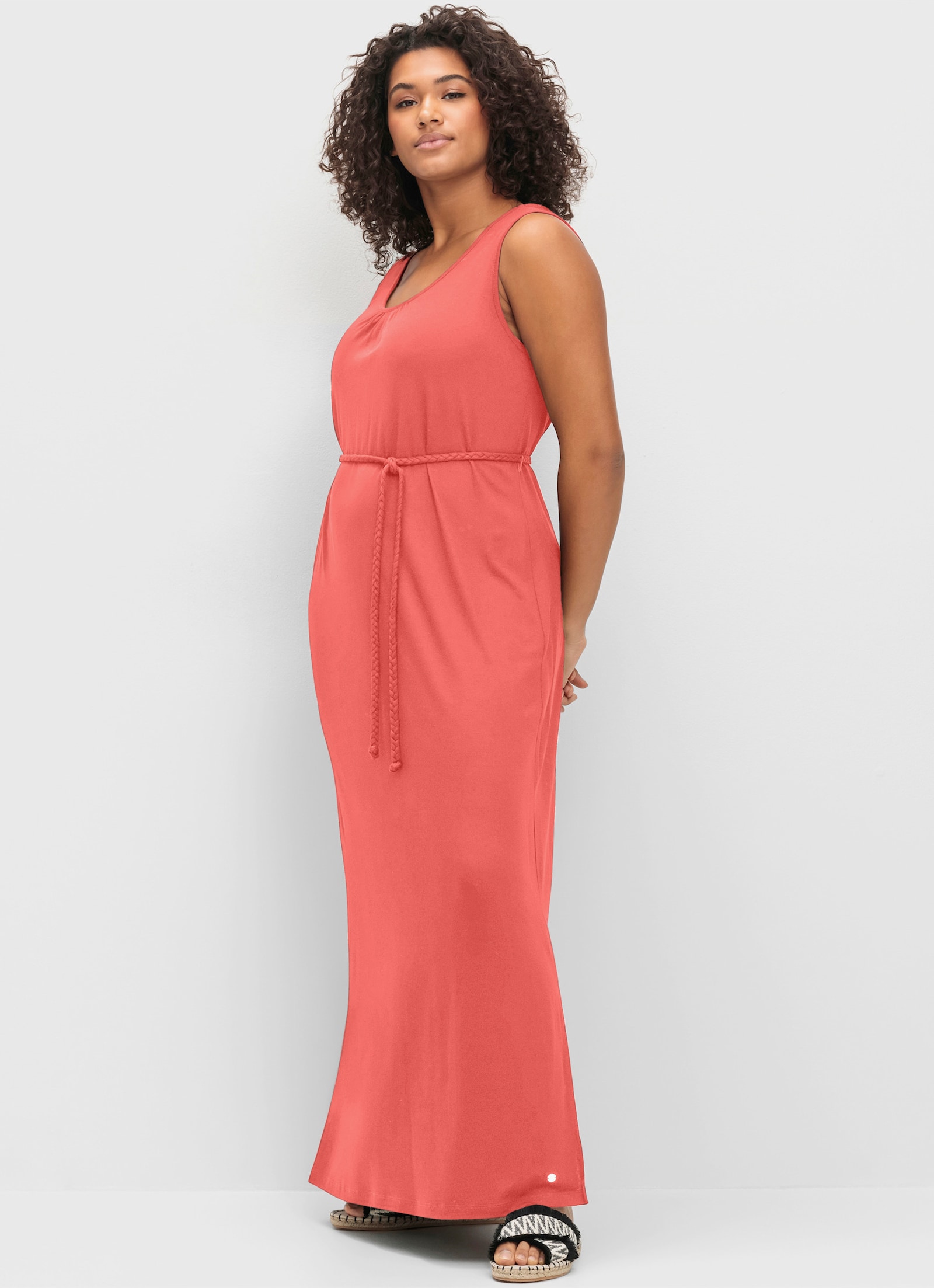 sheego Maxikleid mit Bindegürtel - hummer