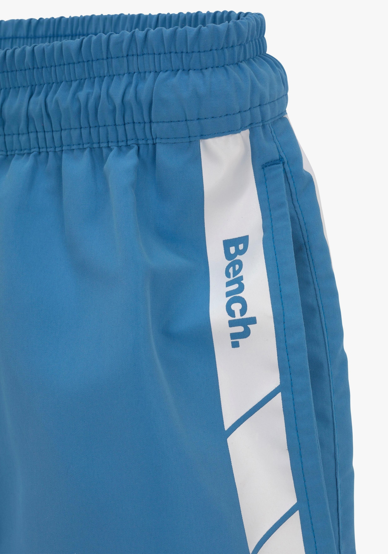 Bench. Badeshorts - blau