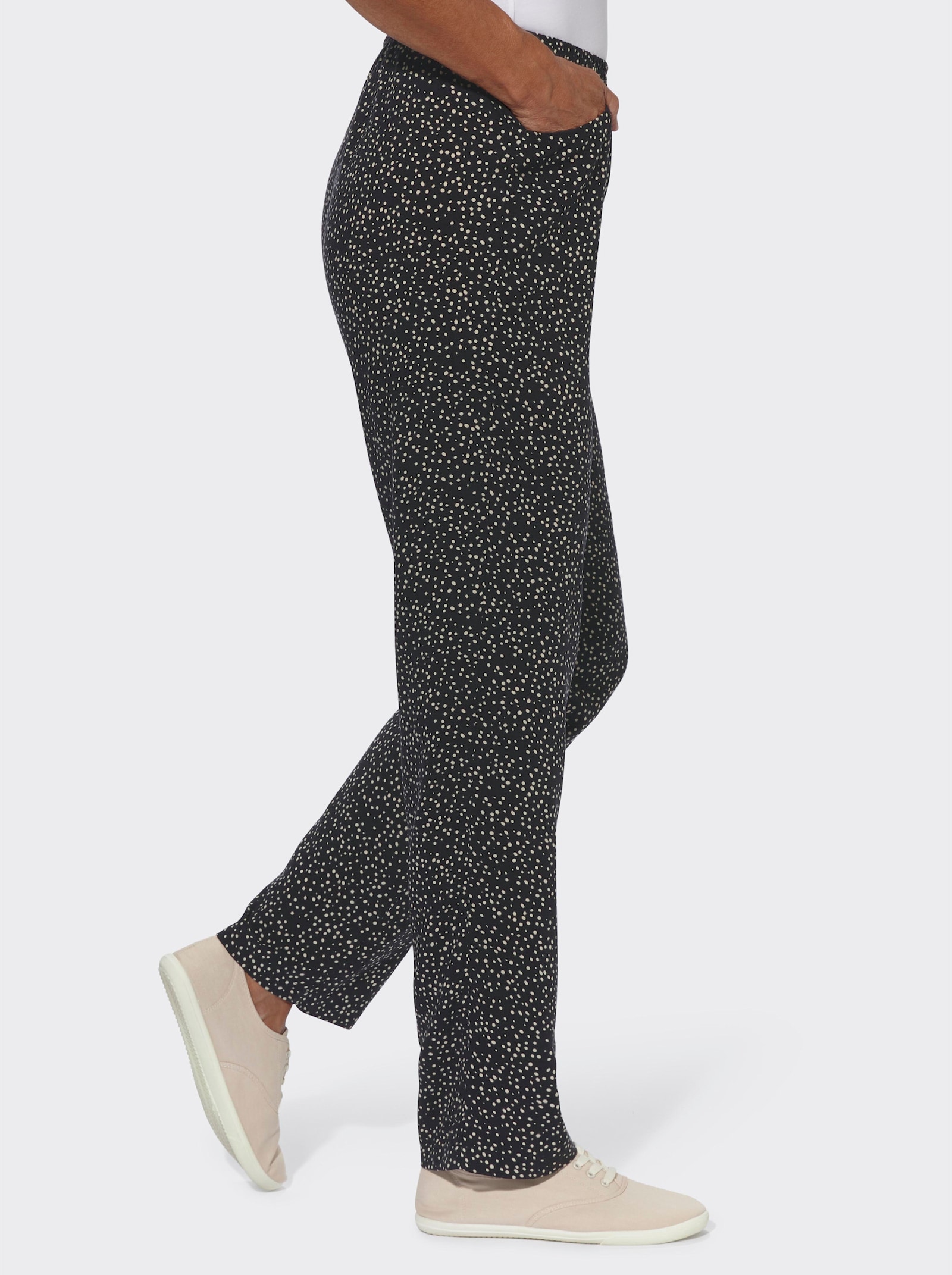 Schlupfhose aus reiner Viskose - schwarz-sand-bedruckt