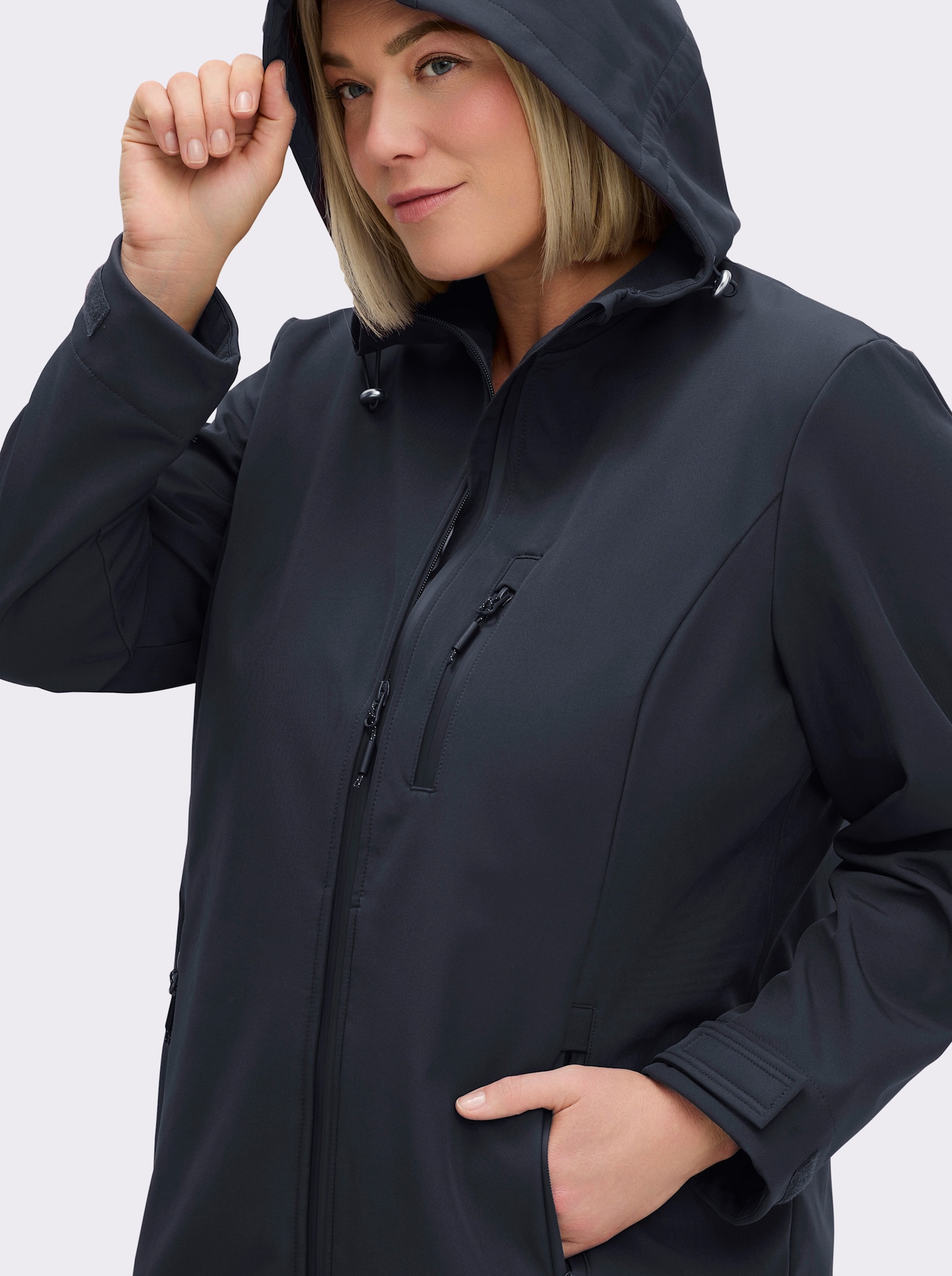 sheego Softshelljacke mit innenliegendem Tunnelzug - tiefblau