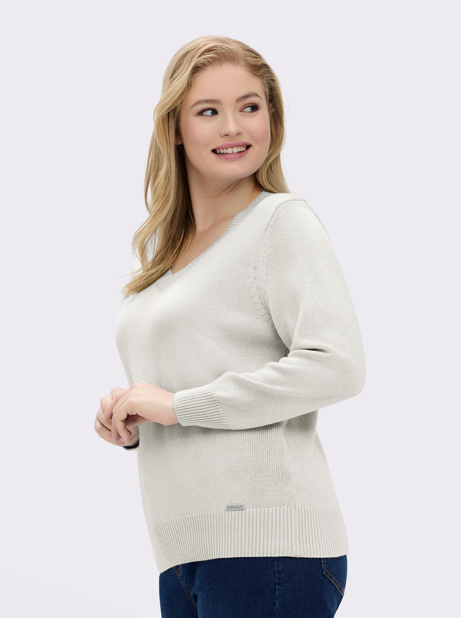 V-Ausschnitt-Pullover mit Baumwolle - wollweiß