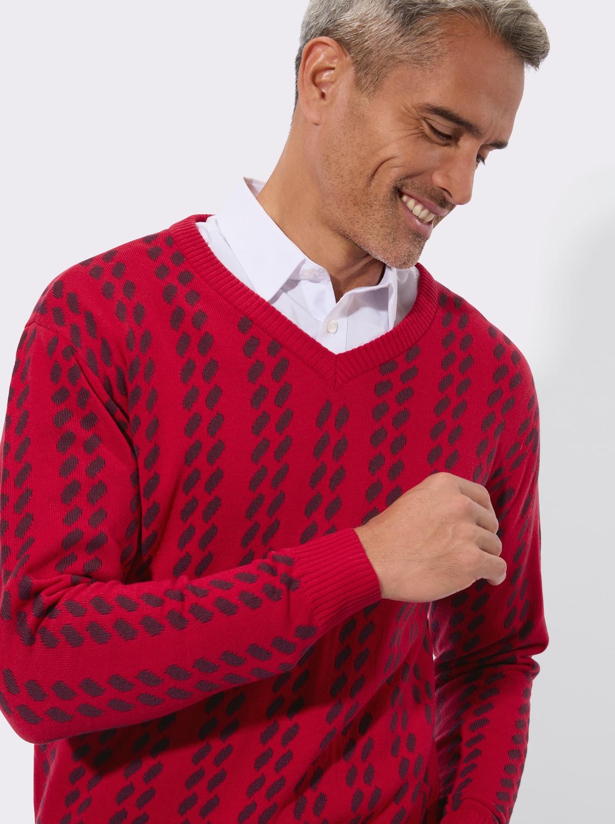 Svetr s výstřihem do V s grafickým pleteným vzorem - červená-burgundská