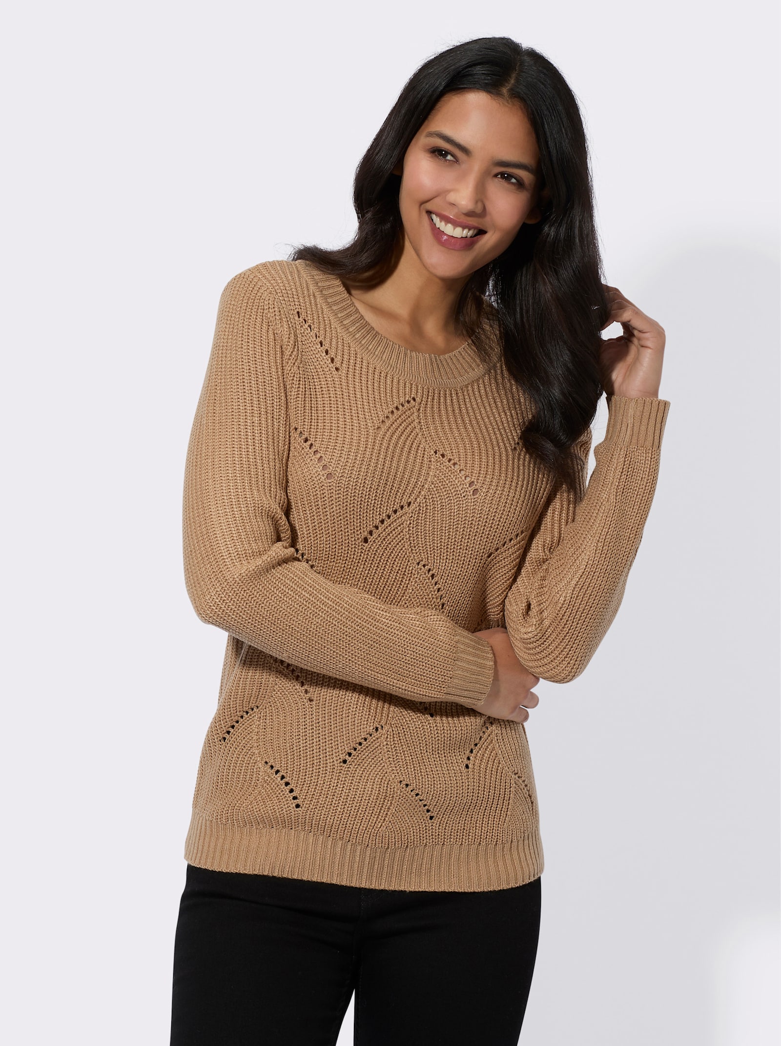 Långärmad tröja med hålmönster - kamel
