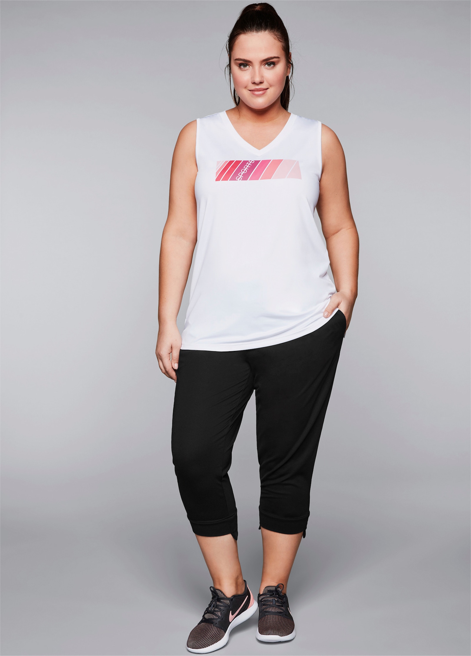 sheego Sweathose in 3/4-Länge - schwarz