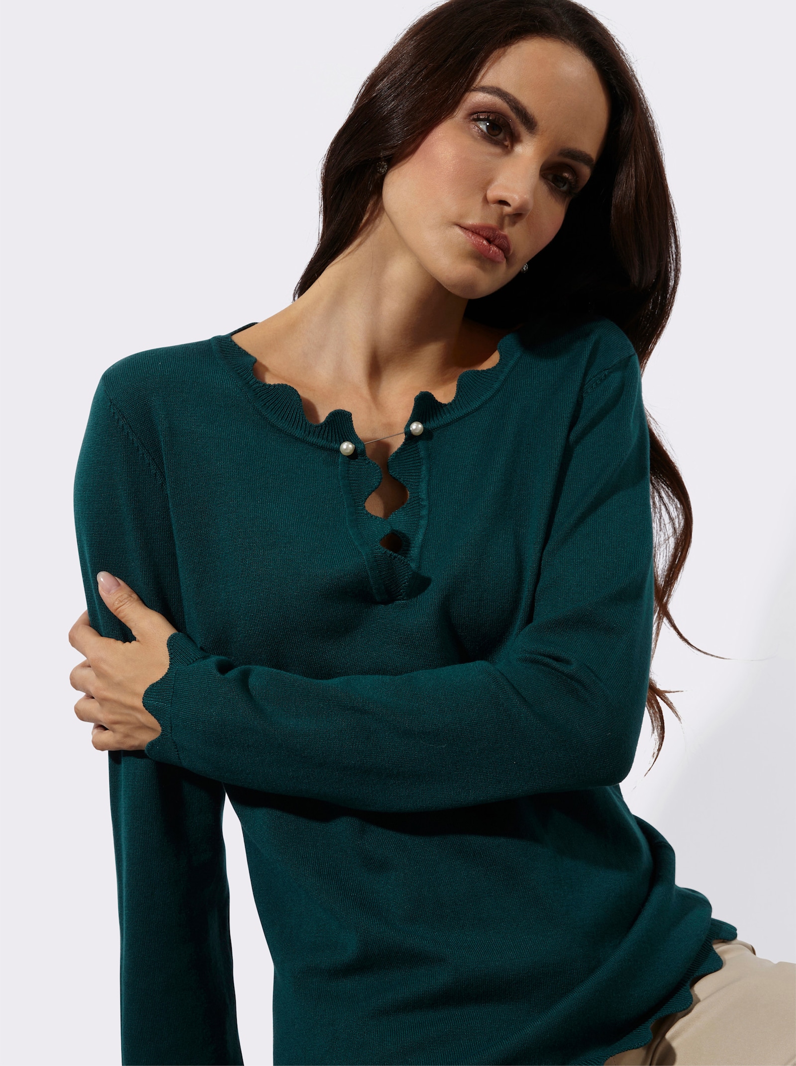 Pullover mit Zierperlen am Ausschnitt - petrol