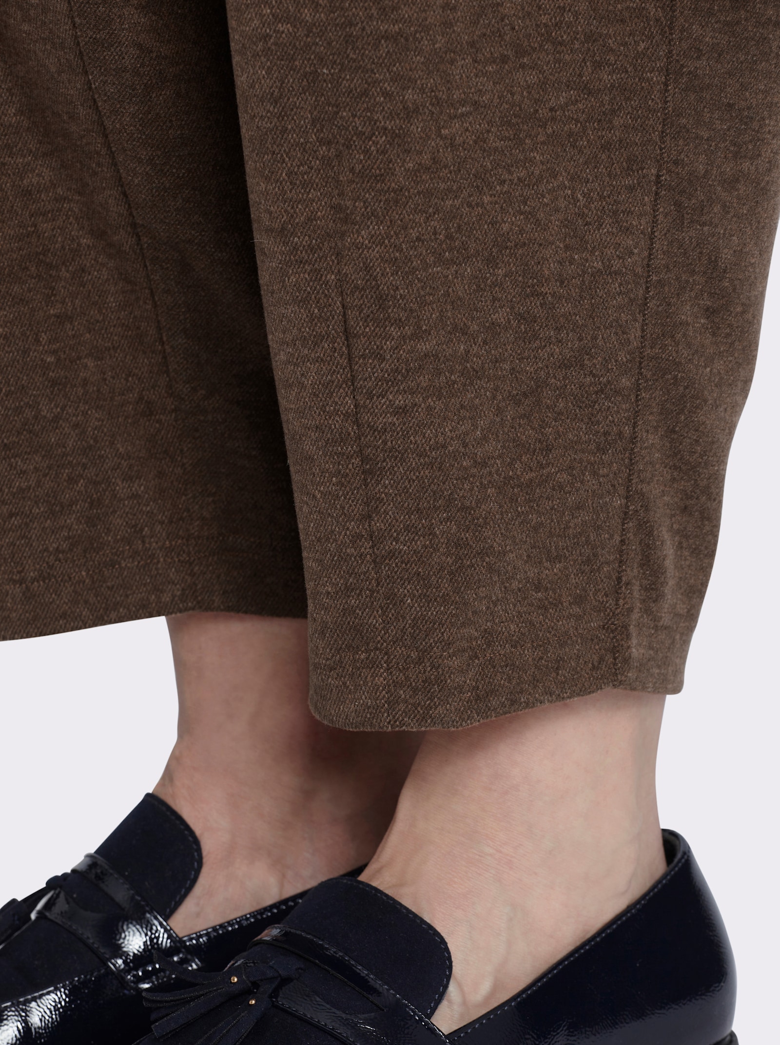 sheego Hose aus Flanell, mit Barrel-Leg - schoko