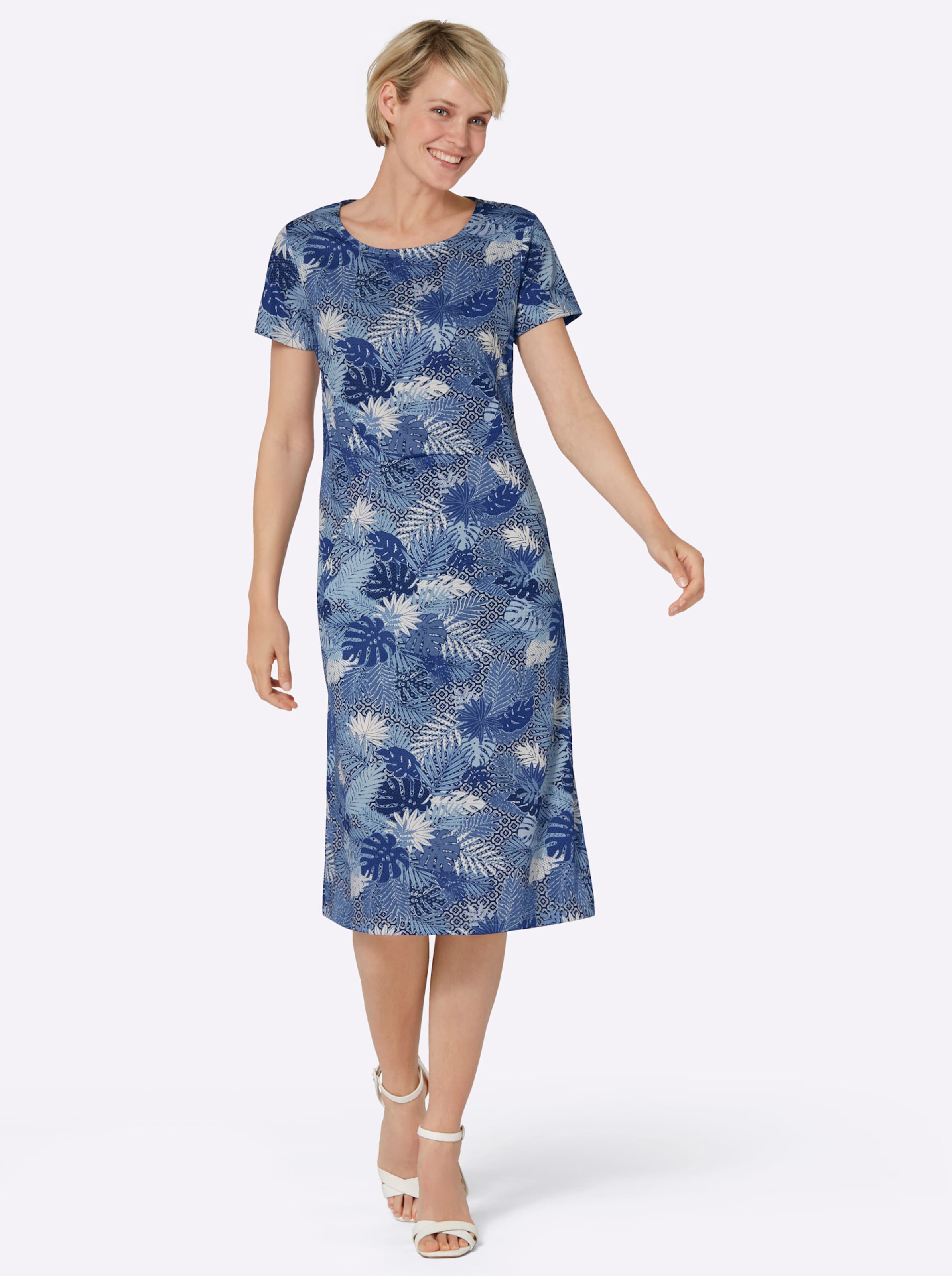 xE4;tter günstig Kaufen-Jersey-Kleid in bleu-royalblau-bedruckt von heine. Jersey-Kleid in bleu-royalblau-bedruckt von heine <![CDATA[Fällt schön und sieht zudem gut aus: Jersey-Kleid in vorteilhafter A-Linie und attraktivem Blätter-Dessin. Mit 2 Taschen. Verarbeitet mit Teil