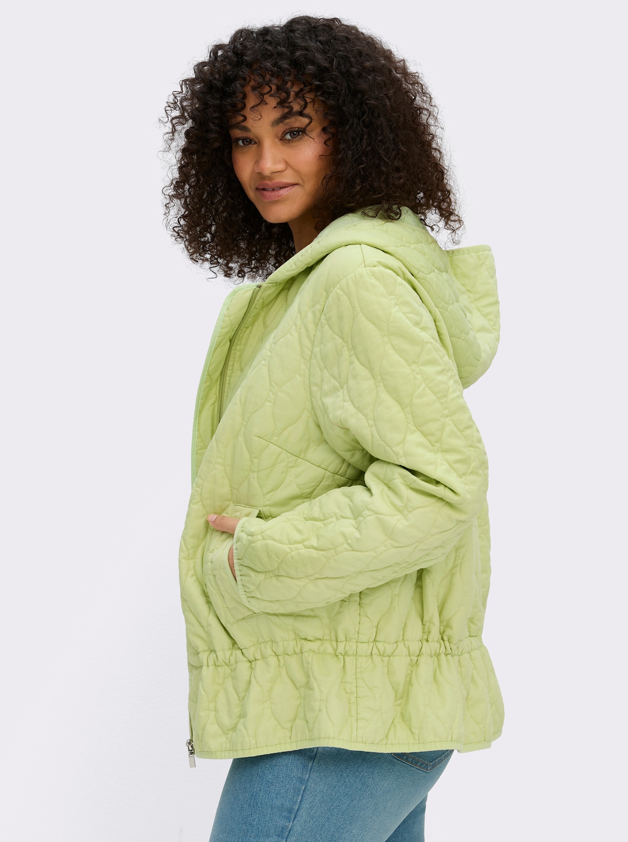 sheego Steppjacke mit Kapuze und Kordelzug - pistazie