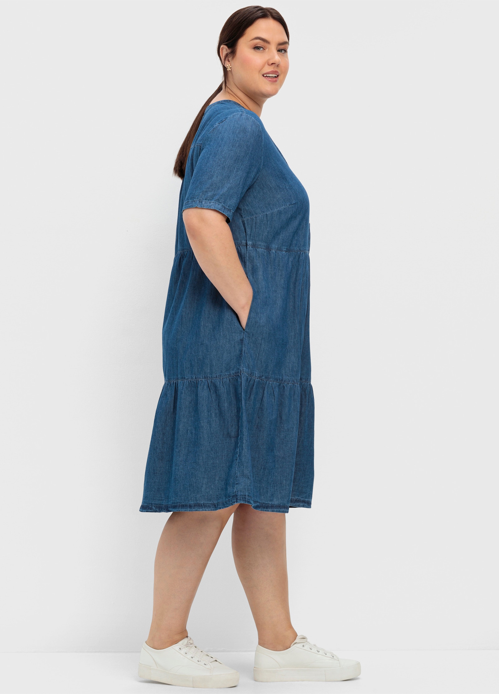 sheego Jeanskleid mit Volants - blue denim