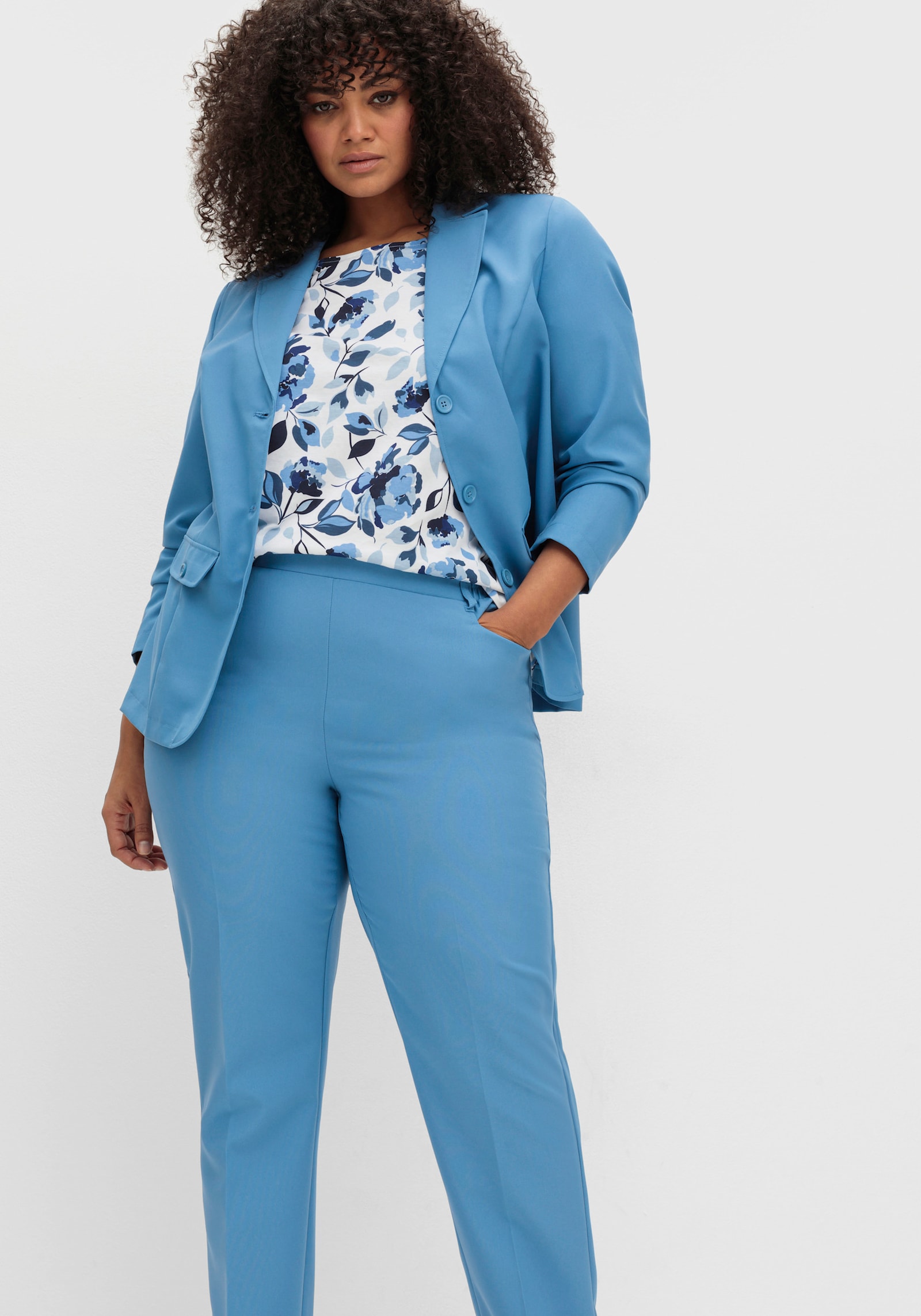 Bügelfaltenhose mit Rundum-Dehnbund - mittelblau