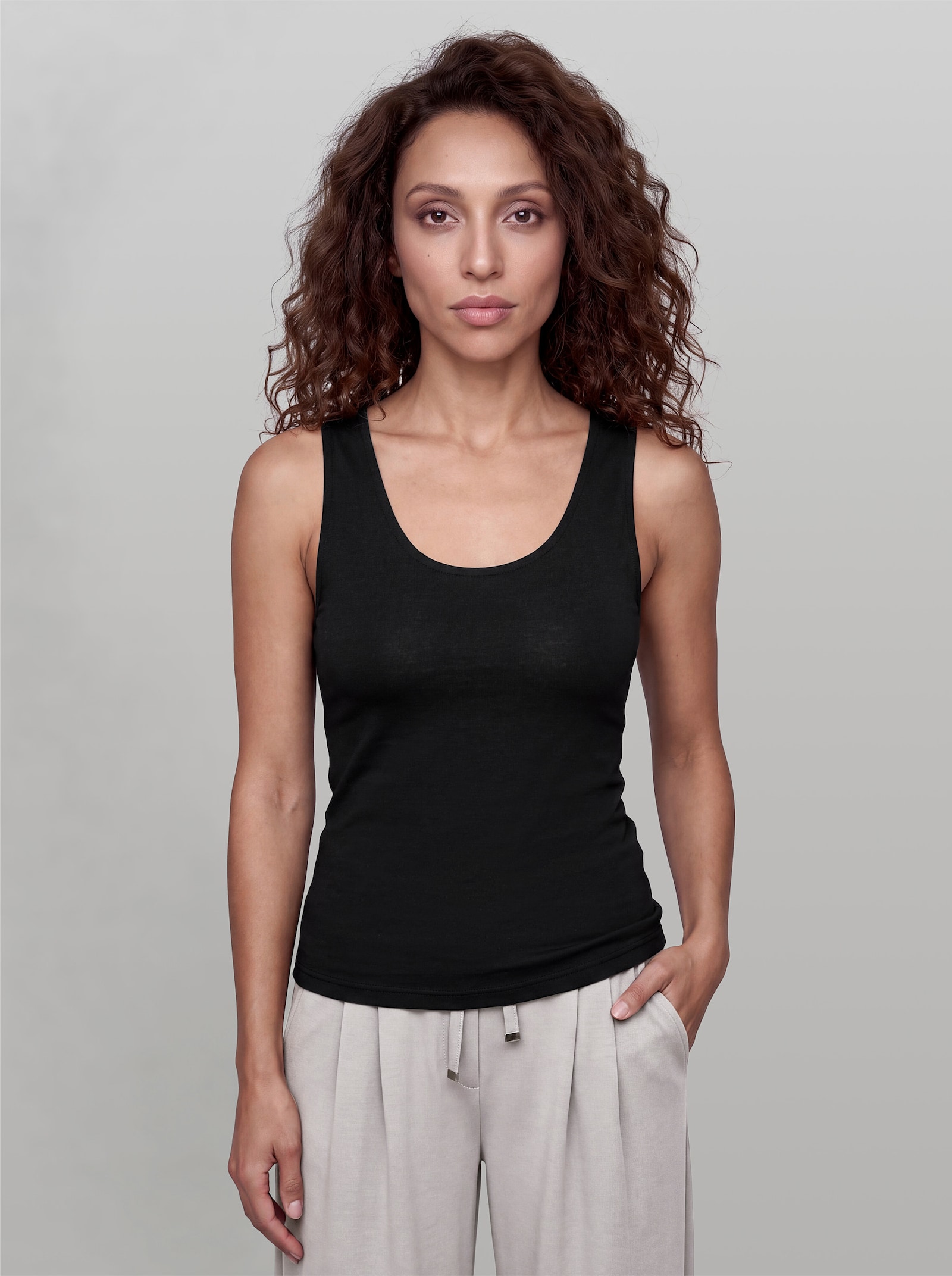heine Shirttop mit Leinen - schwarz