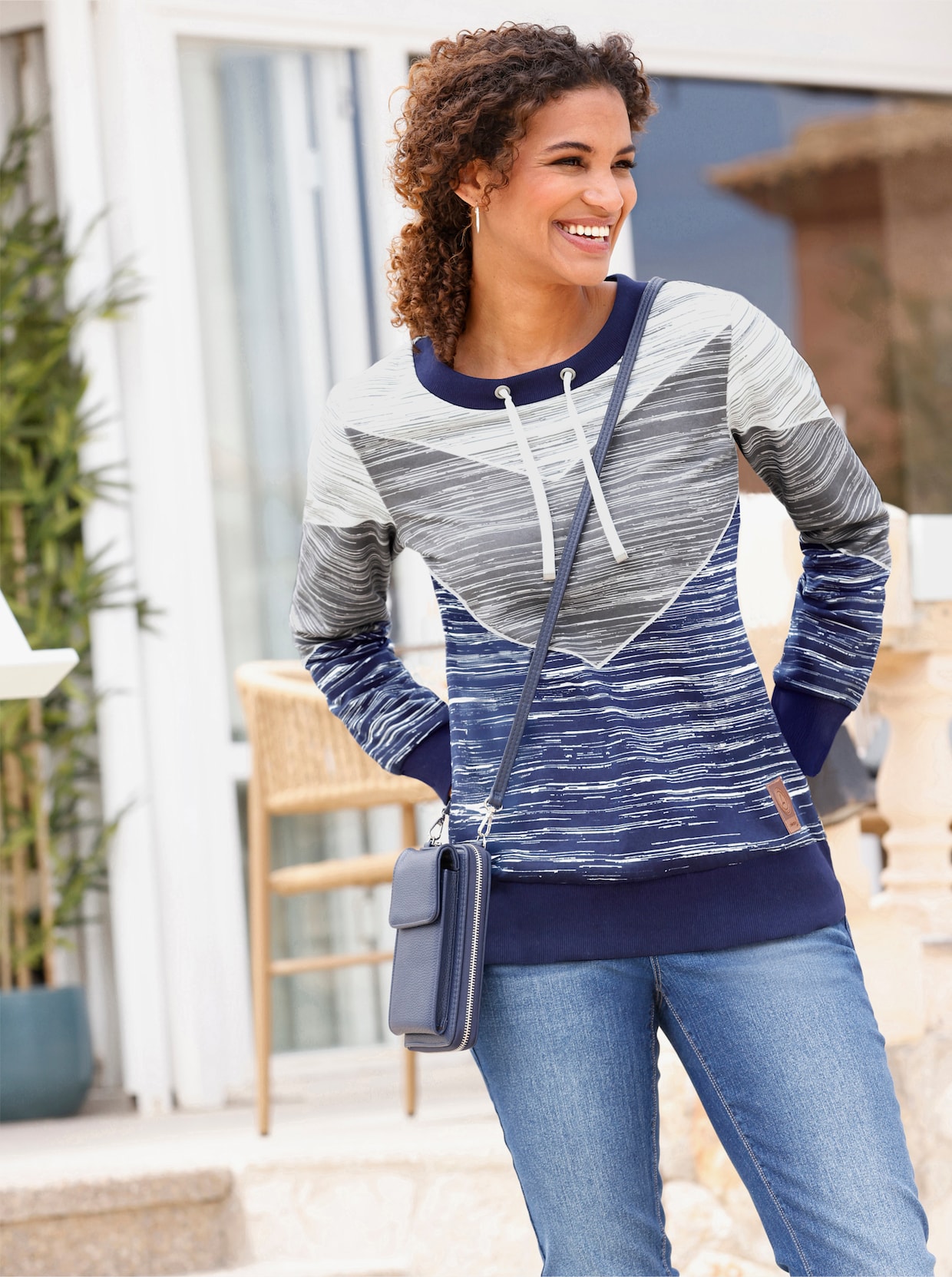 Sweatshirt - marine-ecru