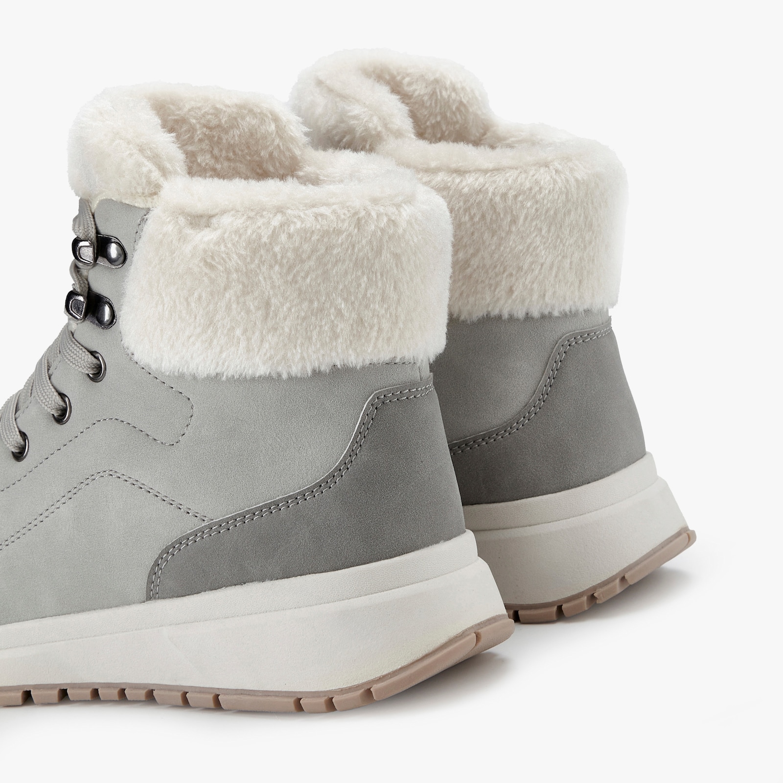 LASCANA Winterstiefelette - grau