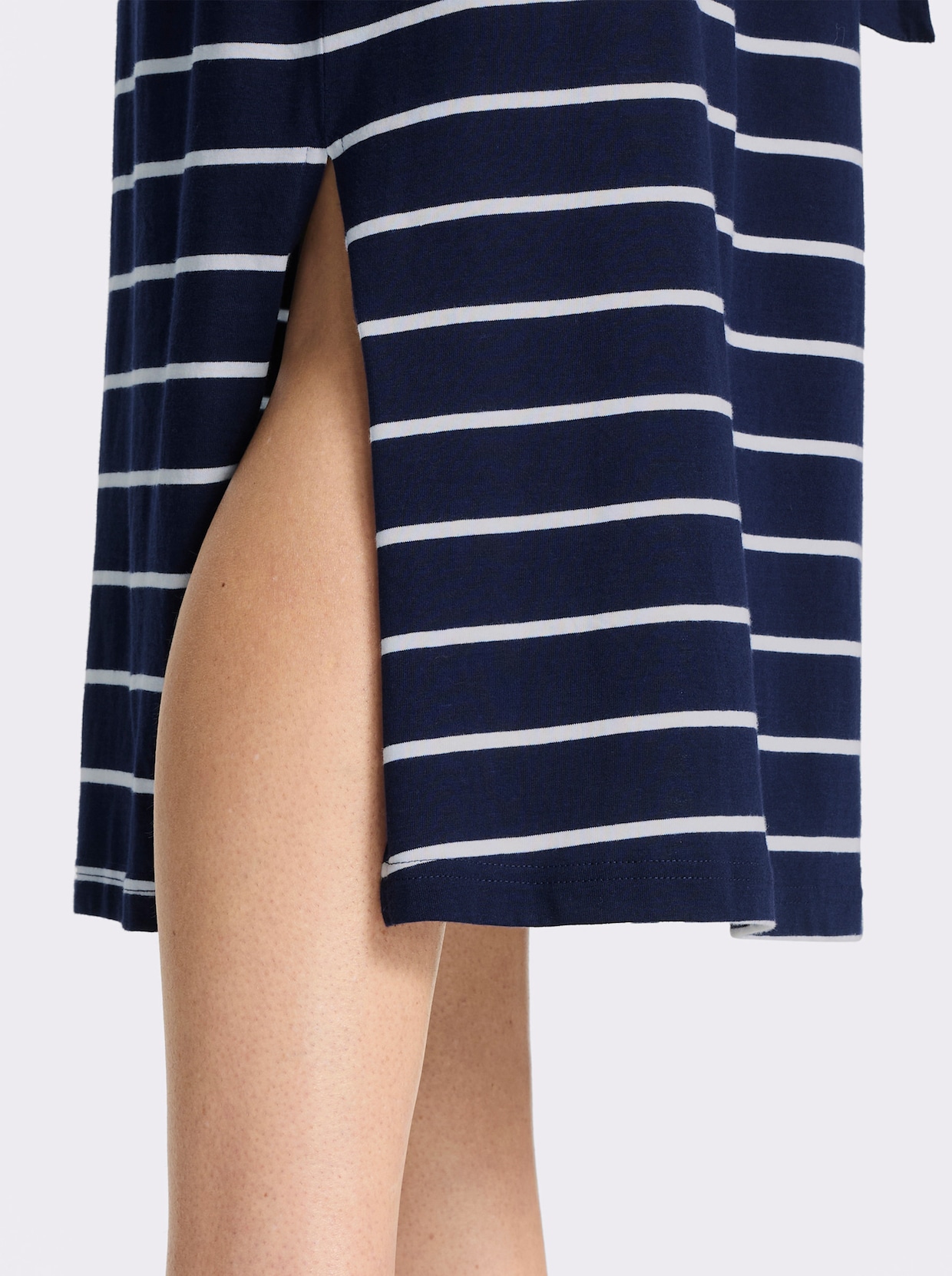 Jerseykleid mit U-Boot-Ausschnitt - marine-weiß-geringelt