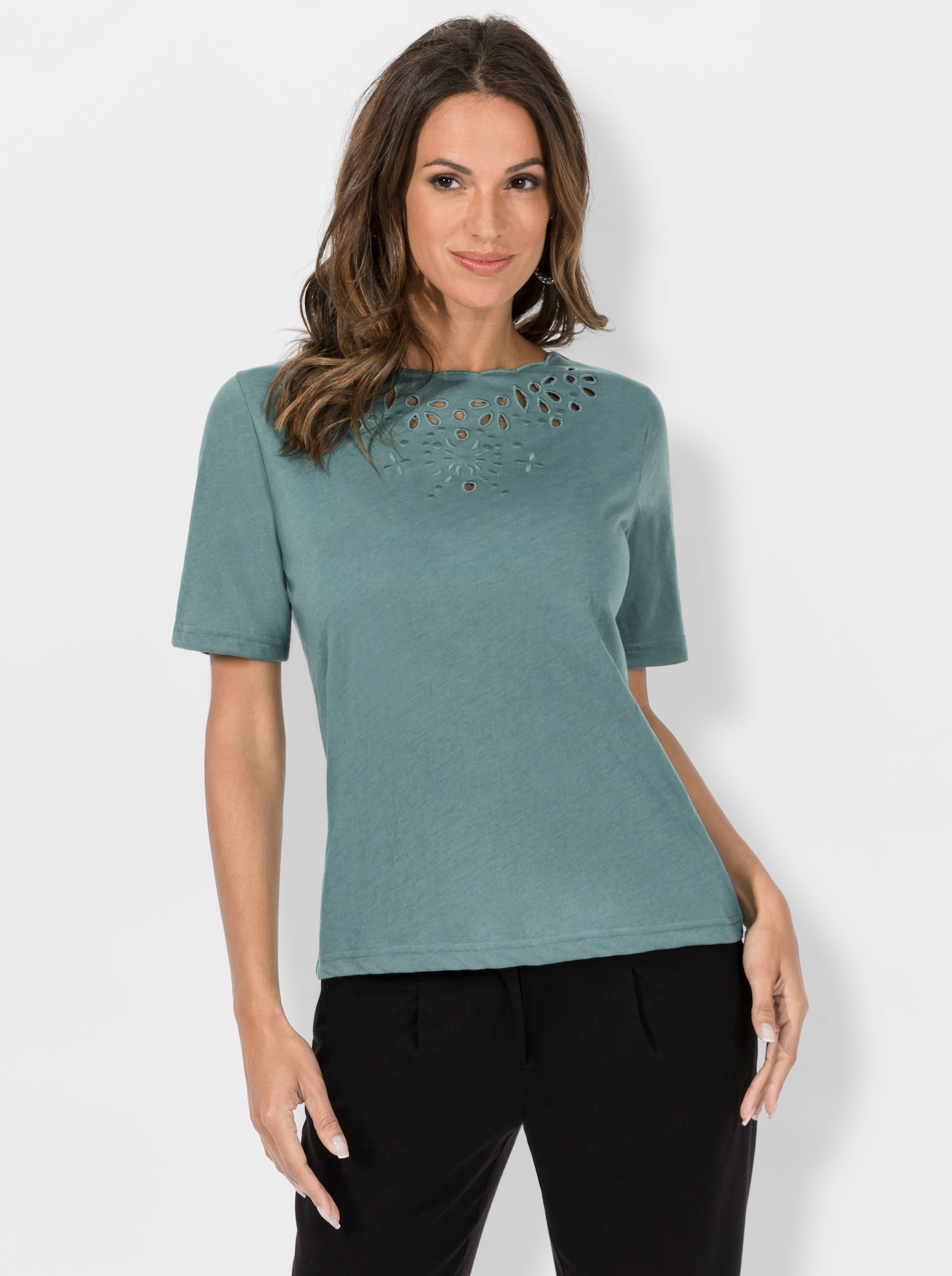 Kurzarmshirt mit floralen Cut-Outs - jade