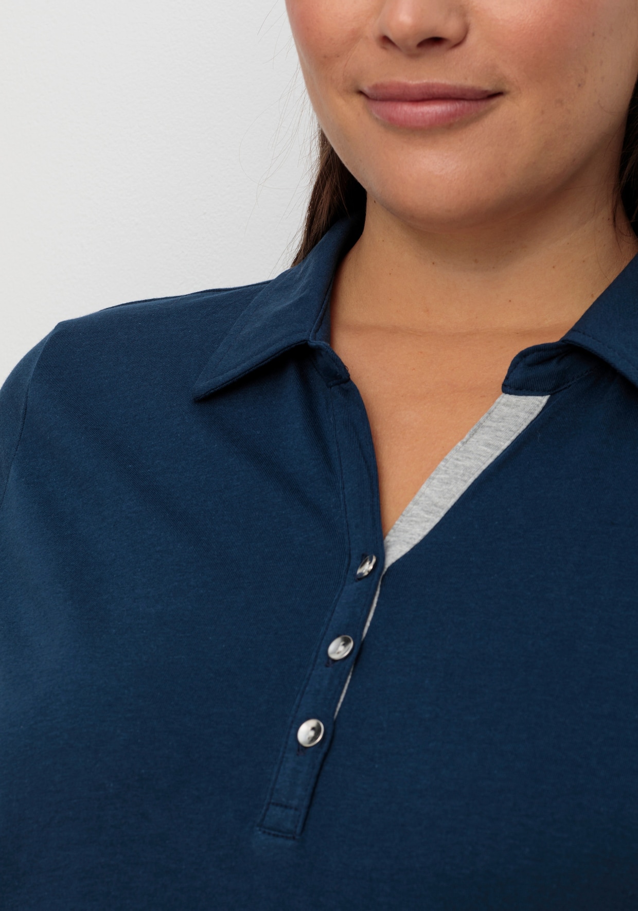 Poloshirt mit Kontrasten - dunkelblau