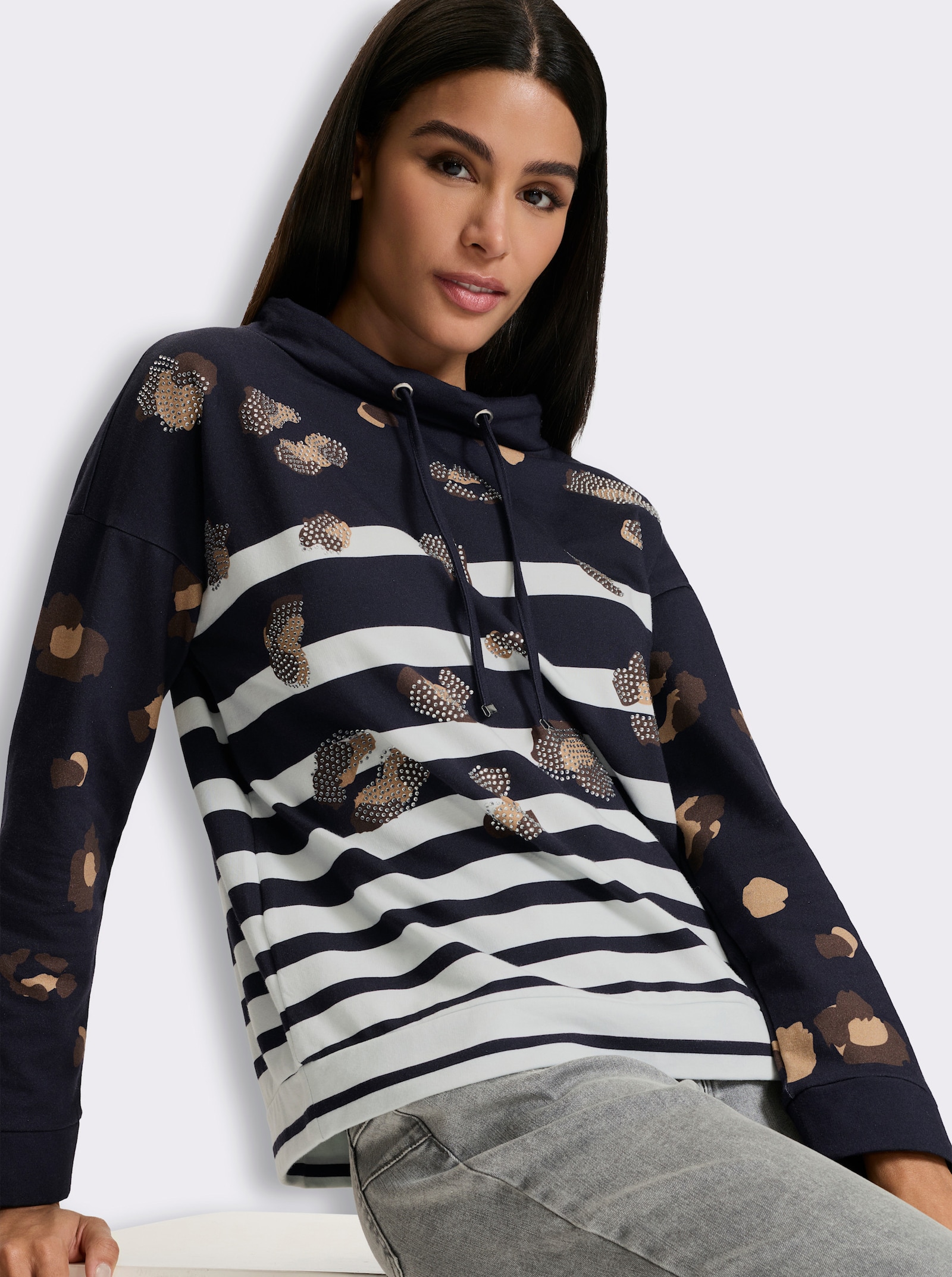 heine Sweatshirt mit Animal-Print - marine-ecru-bedruckt