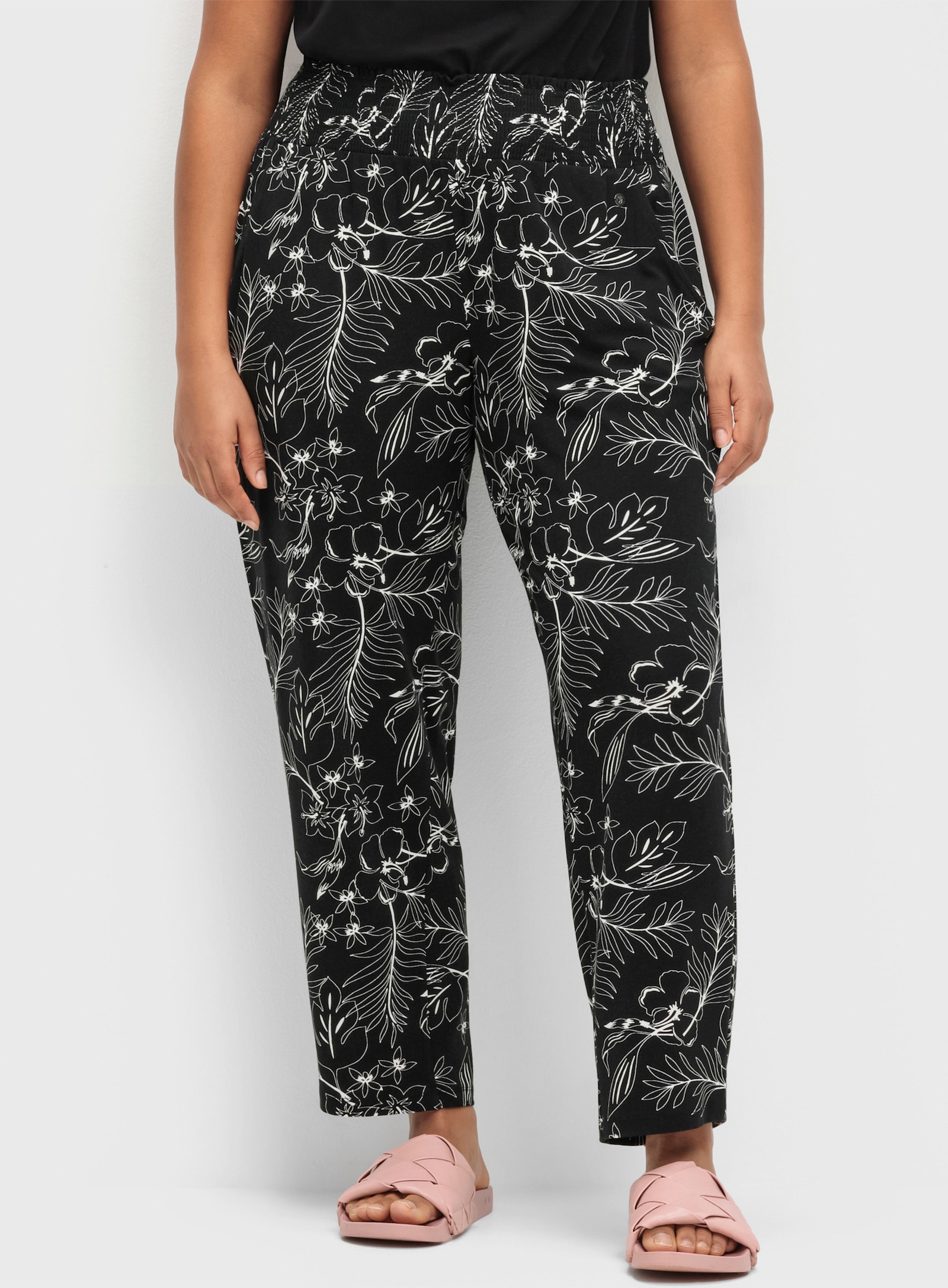 sheego Schlupfhose mit breitem Smokbund, weite Form - schwarz-gemustert