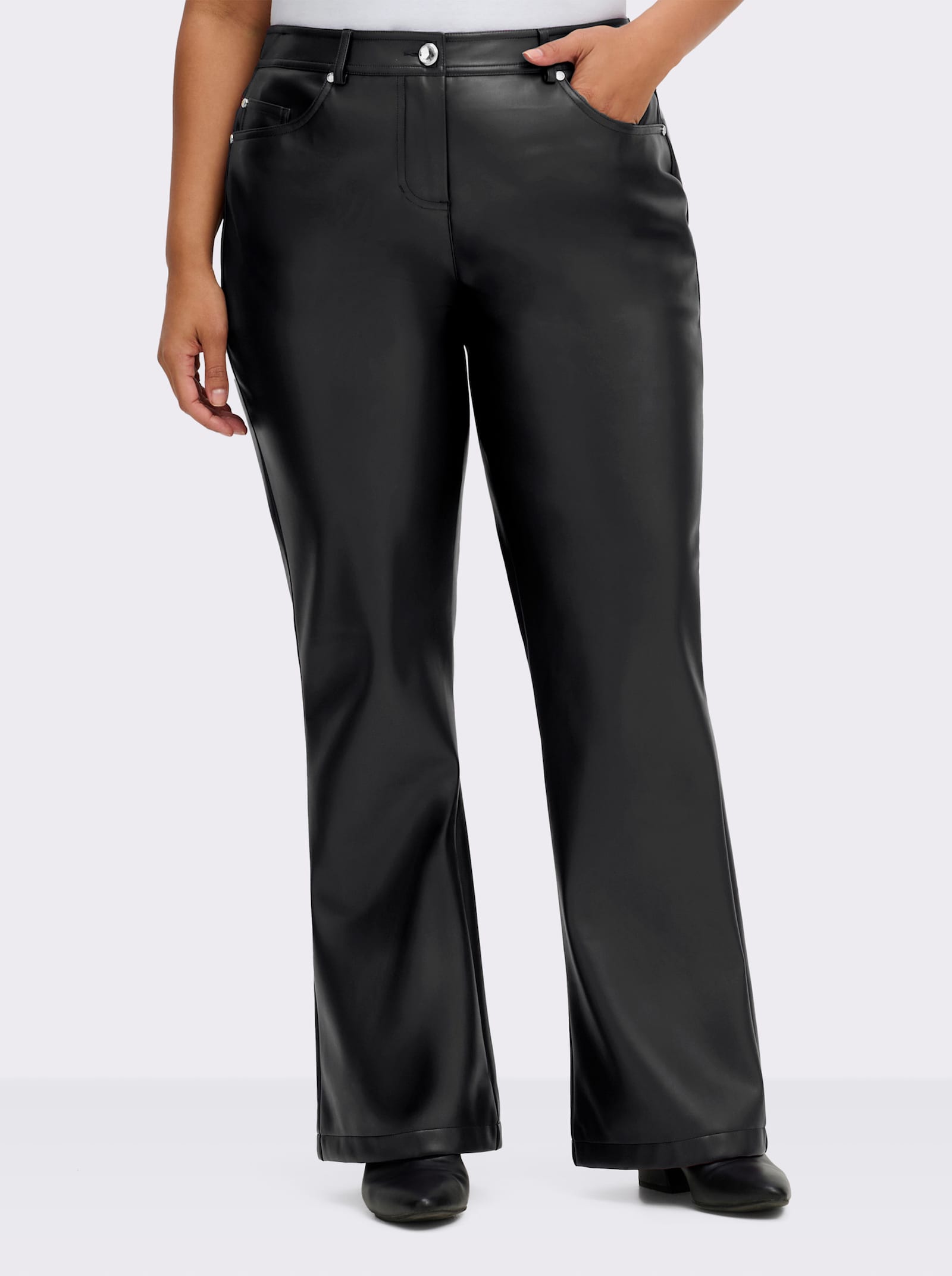 sheego Lederimitathose mit Formbund, in Bootcut-Form - schwarz