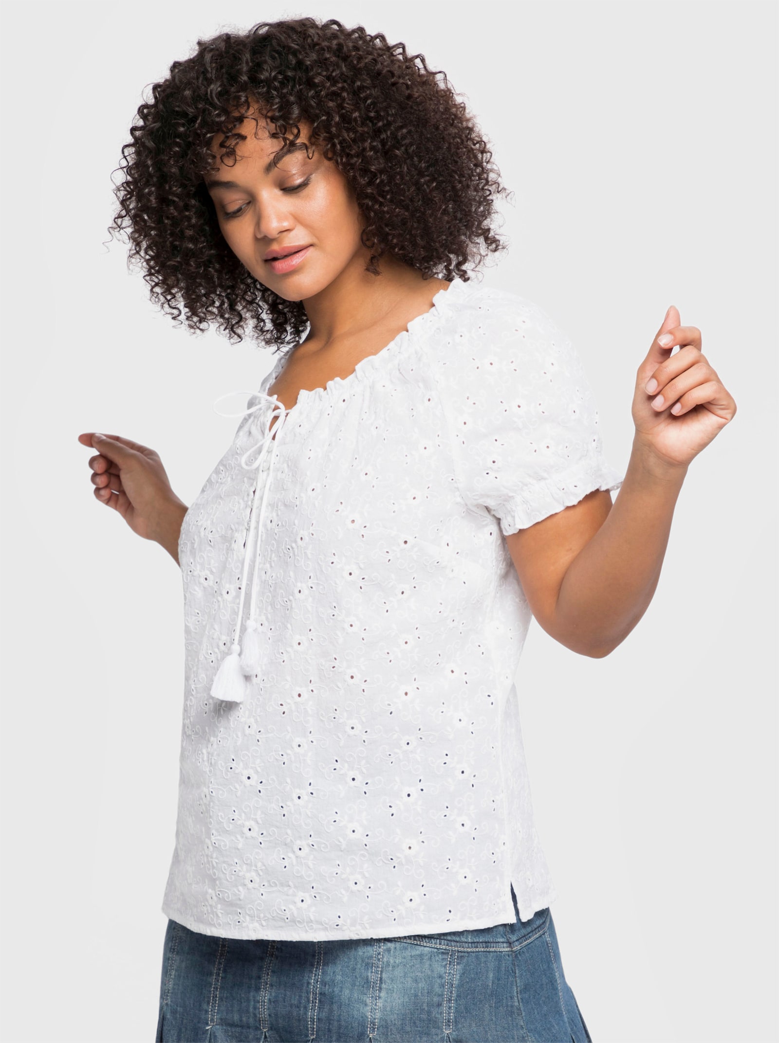 sheego by Joe Browns Tunika mit Lochstickerei - weiß