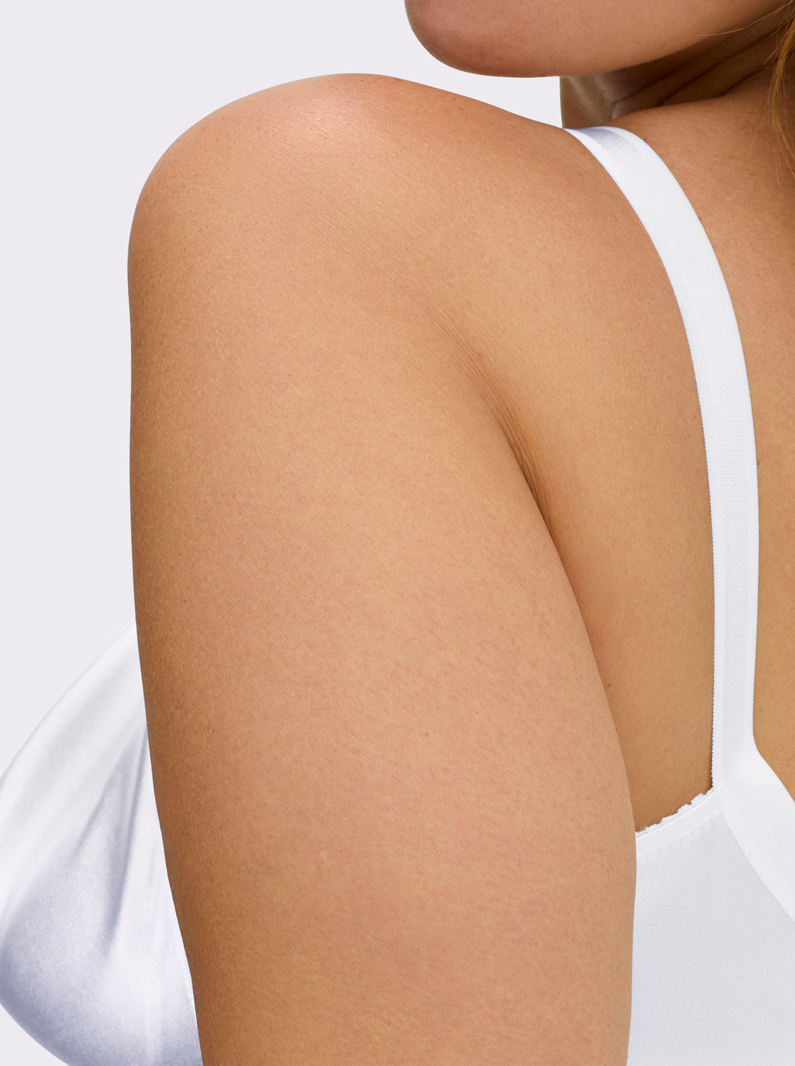 Naturana Minimizer-BH ohne Bügel mit vorgeformten Cups - weiß