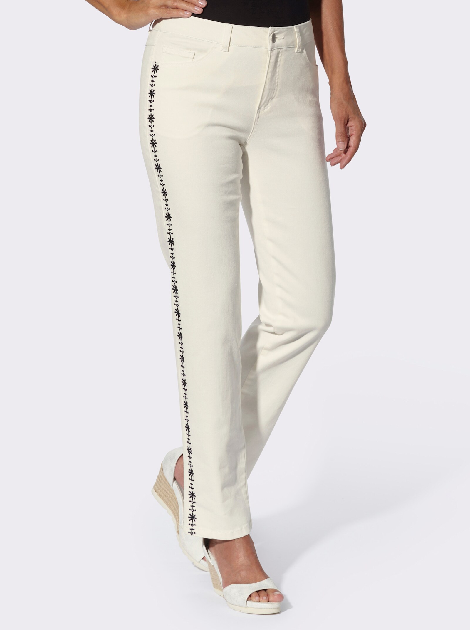 5-Pocket-Jeans mit Blumen-Stickerei - ecru