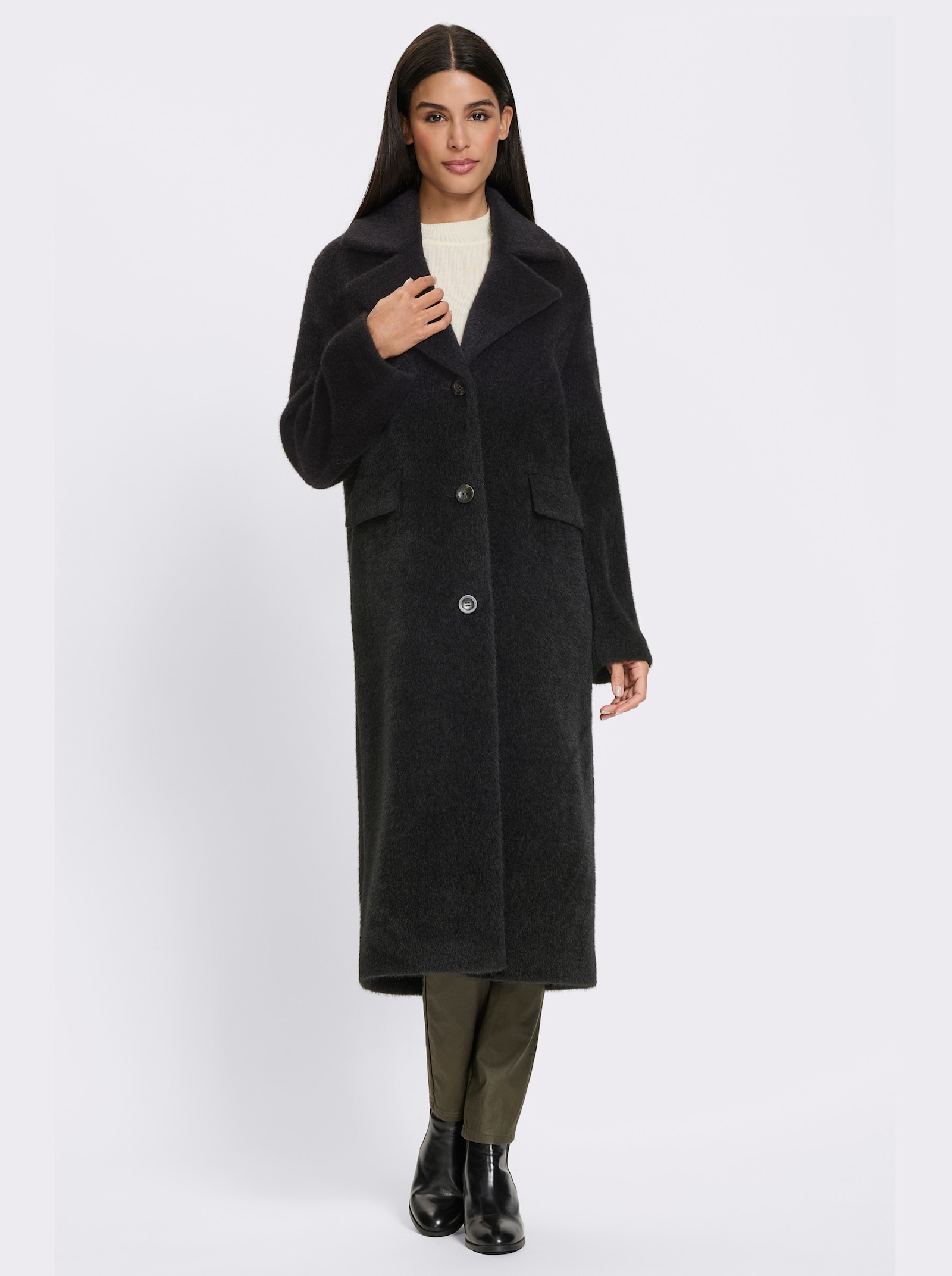heine Wintermantel in flauschiger Optik - schwarz