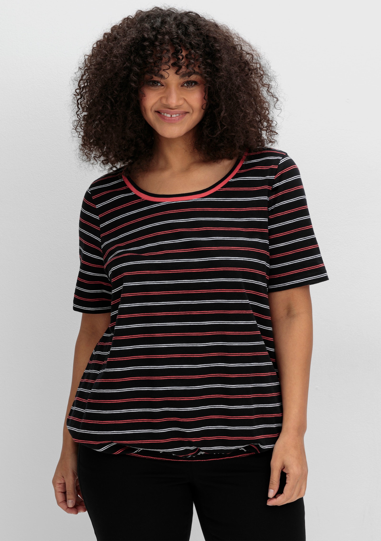 sheego Gestreept shirt met elastische band - zwart gestreept