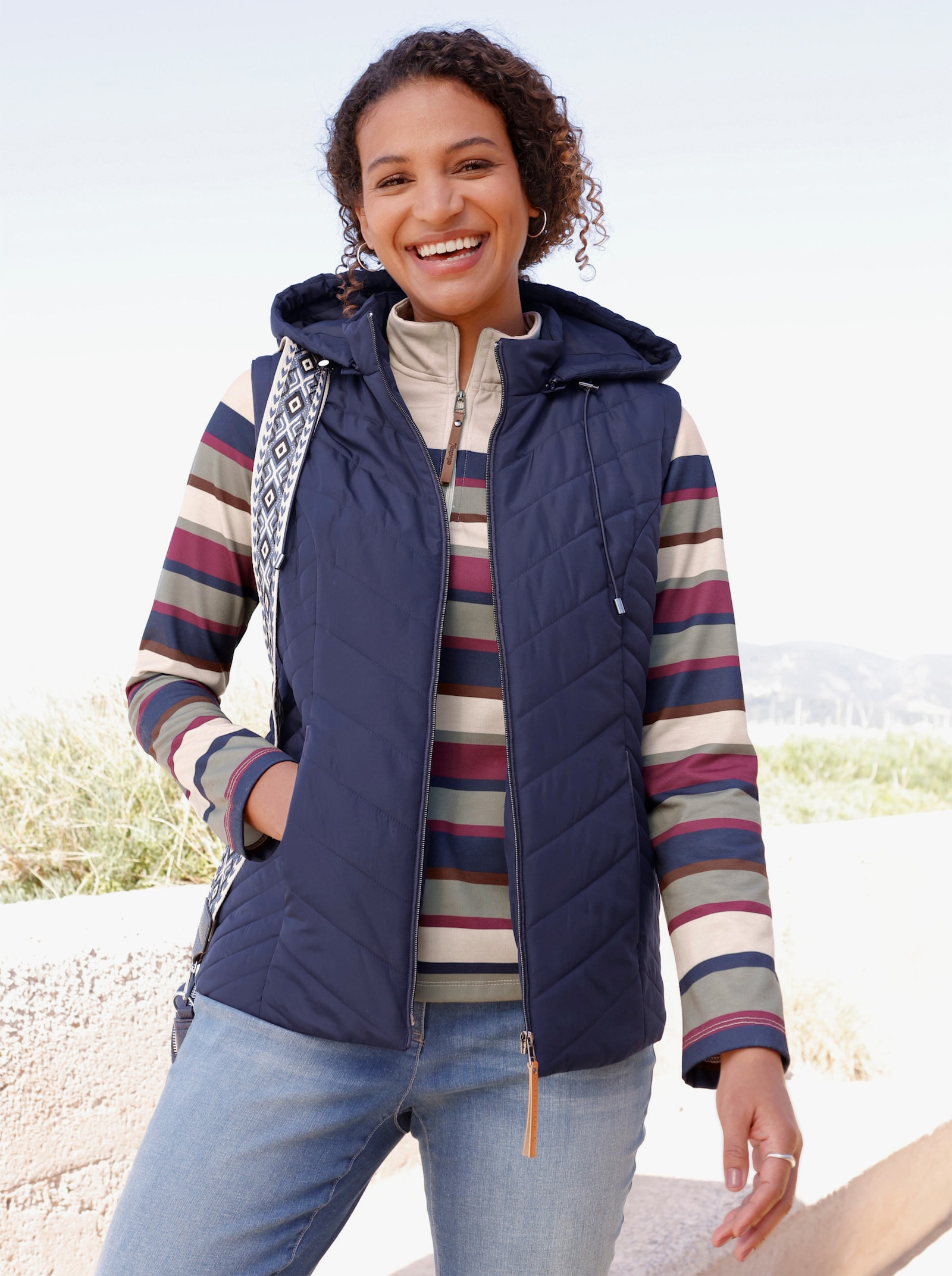  2-in-1-Jacke auch als Weste tragbar - marine