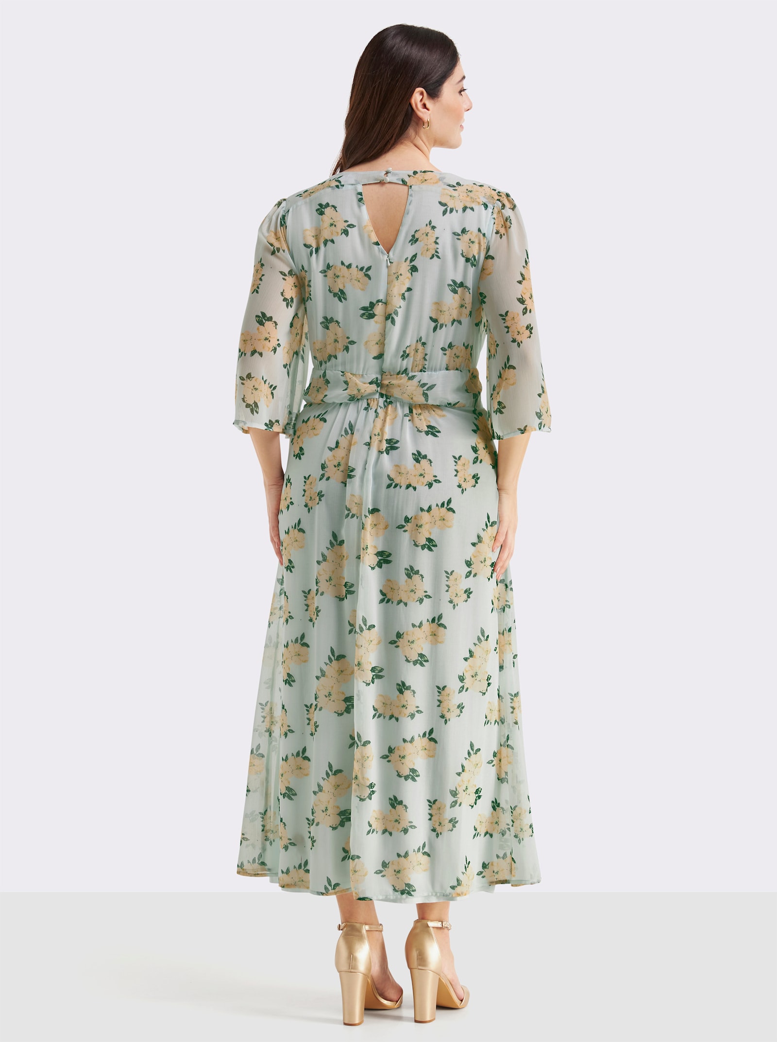 sheego Chiffonkleid mit Blumenprint - zartmint-apricot-gemustert