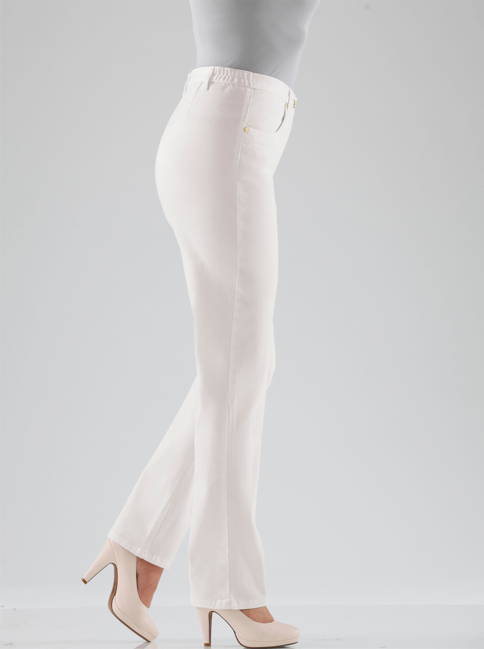 Jeans mit abgerundeten Taschen - weiss