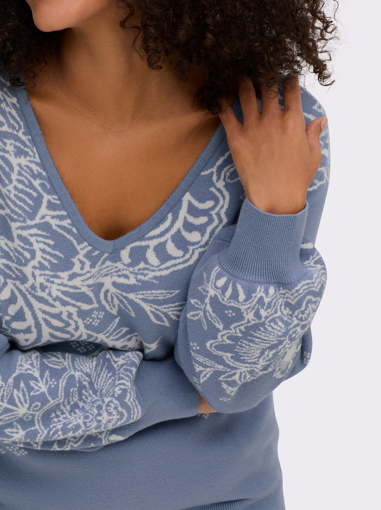 sheego by Joe Browns Jacquardpullover mit Blüten - taubenblau-champagner-gemustert