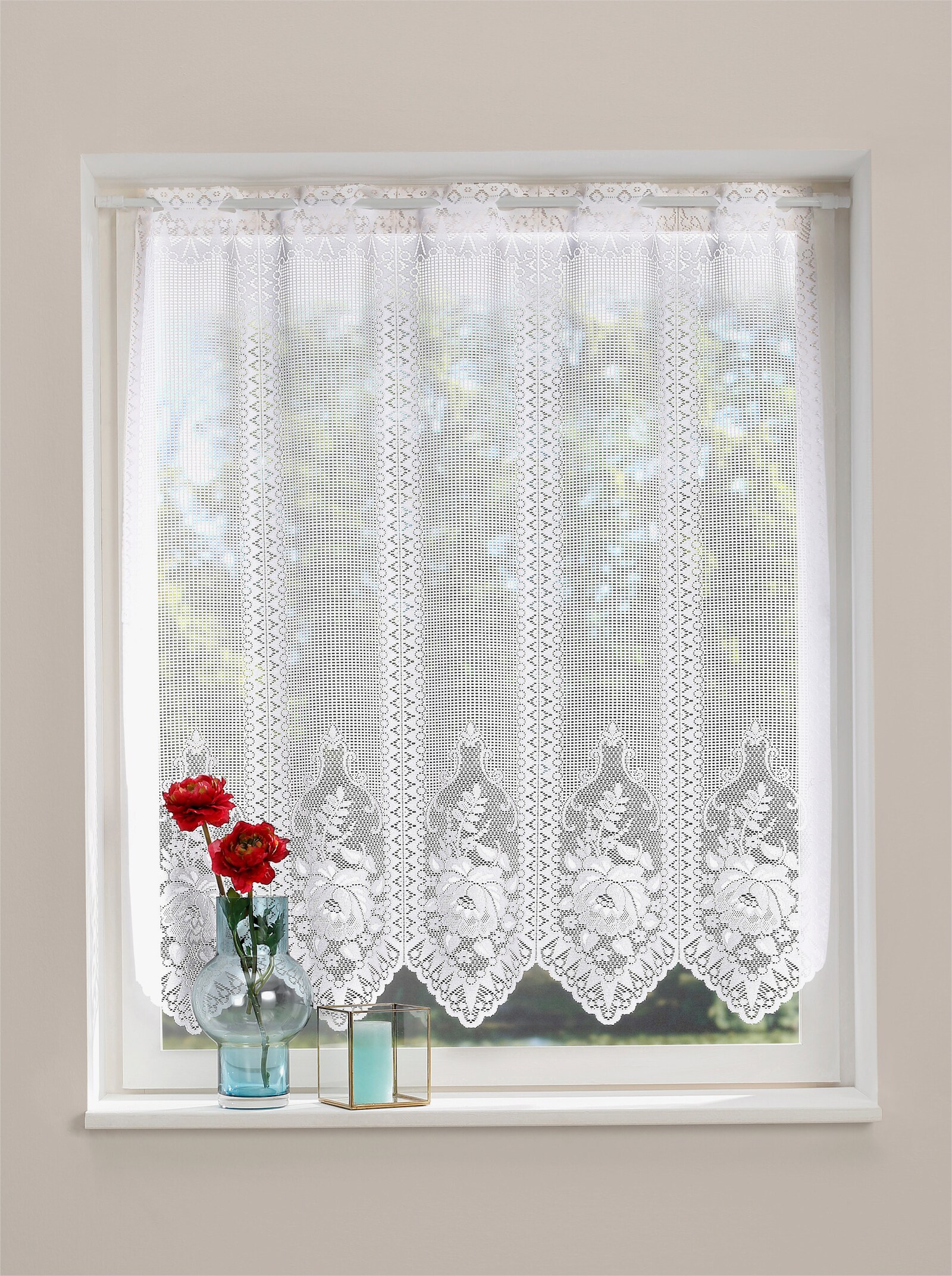 Okenný záves - biela