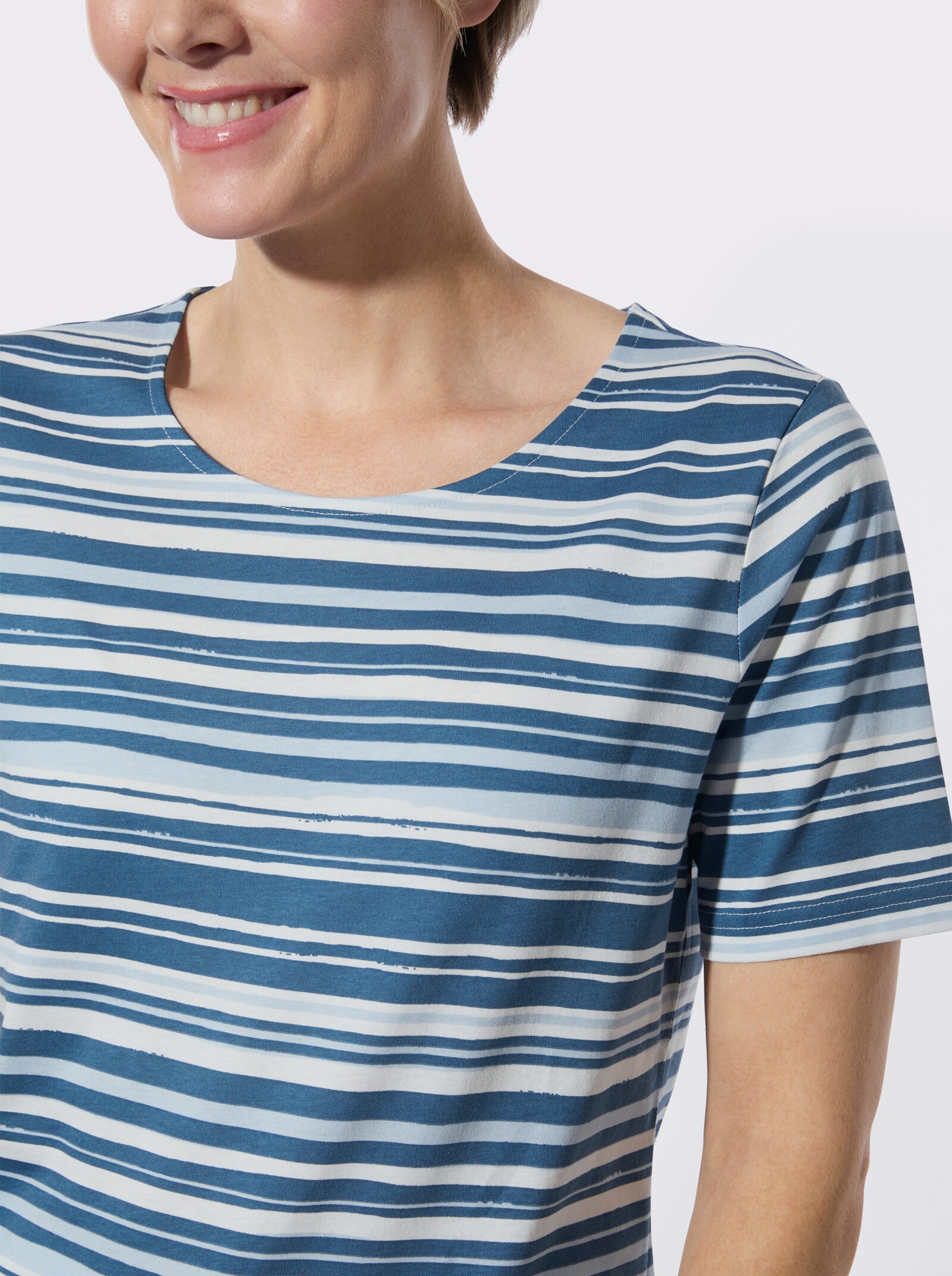 Kurzarmshirt im Ringel-Dessin - jeansblau-ecru-bedruckt