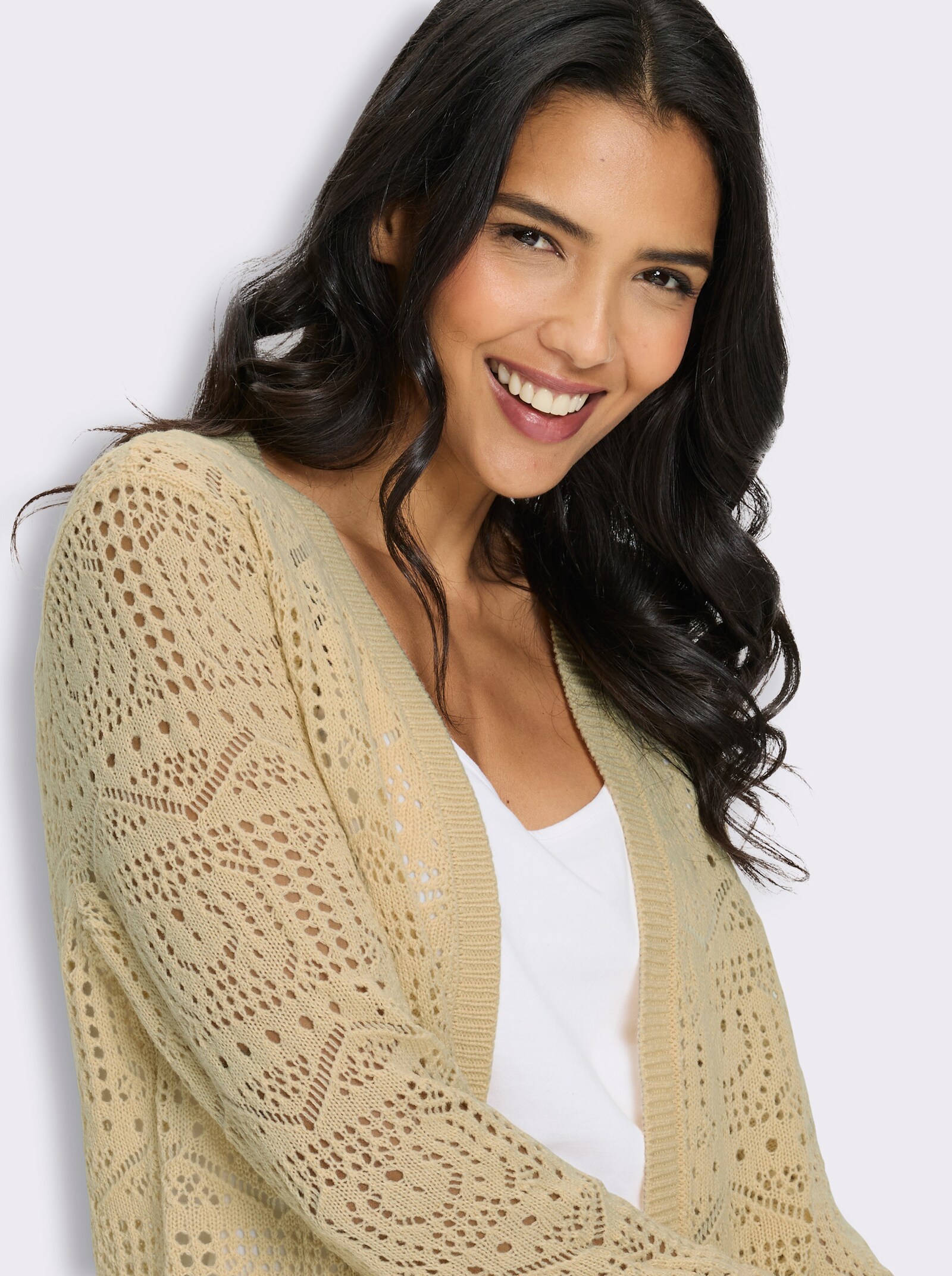 Cardigan in Ajour-Strickmuster - sand