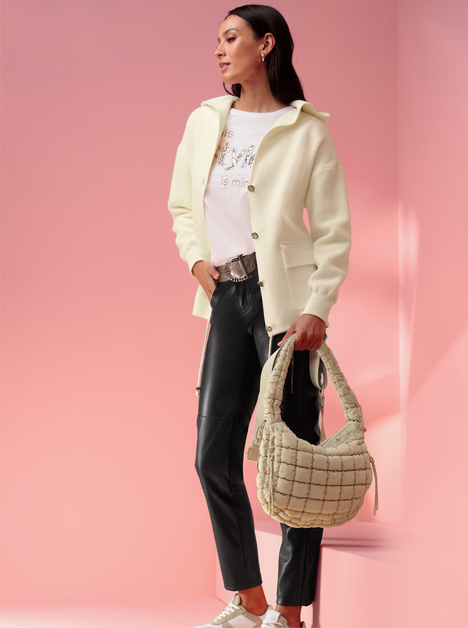 heine Kapuzenstrickjacke mit Schmuckknöpfen - champagner