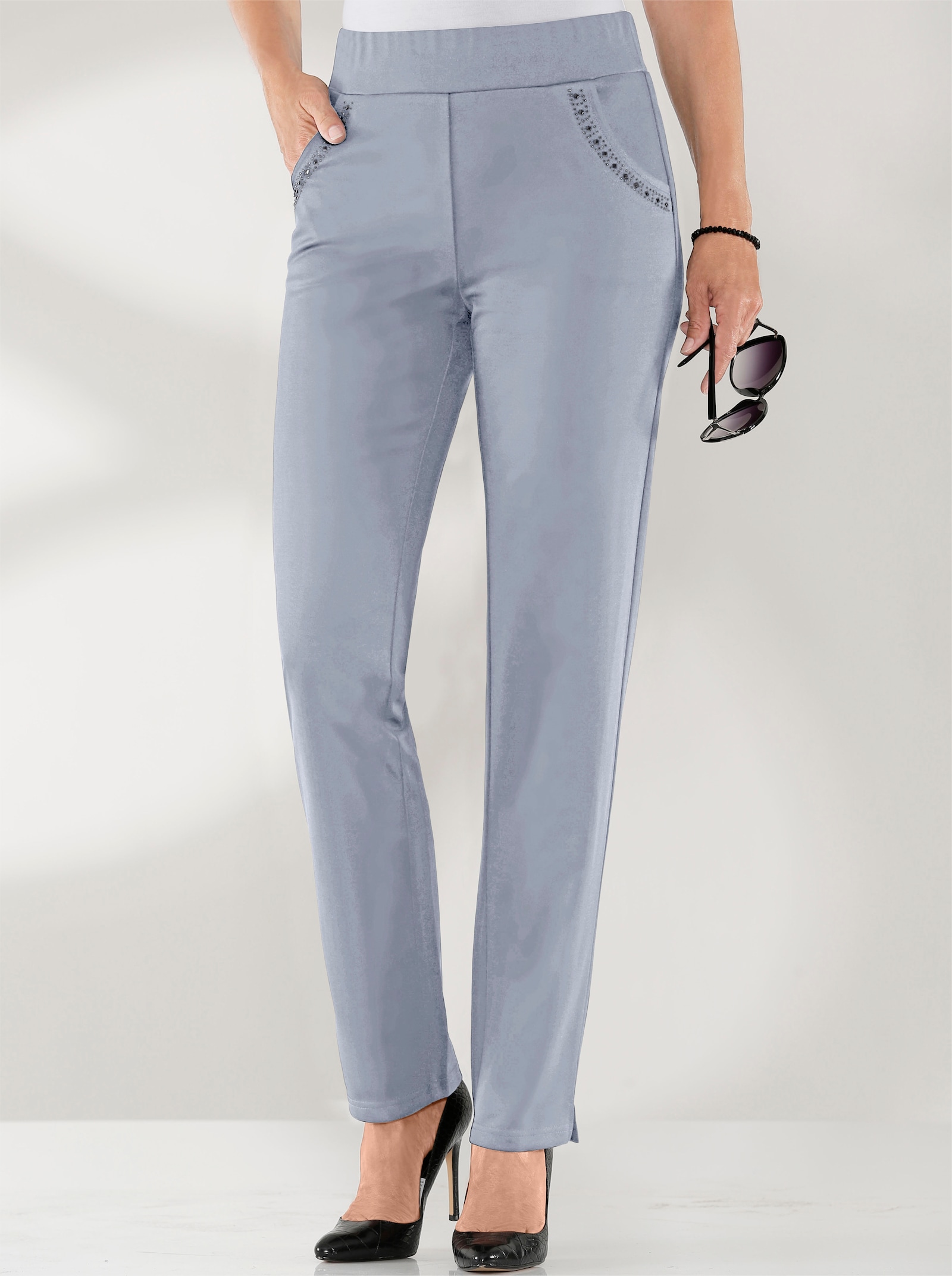 Jerseyhose mit Ziersteinchen an den Taschen - grau