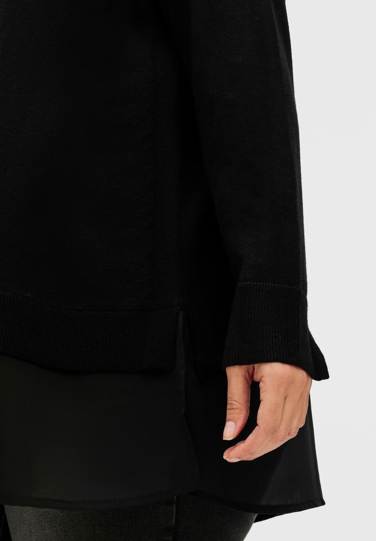 sheego V-Ausschnitt-Pullover - schwarz