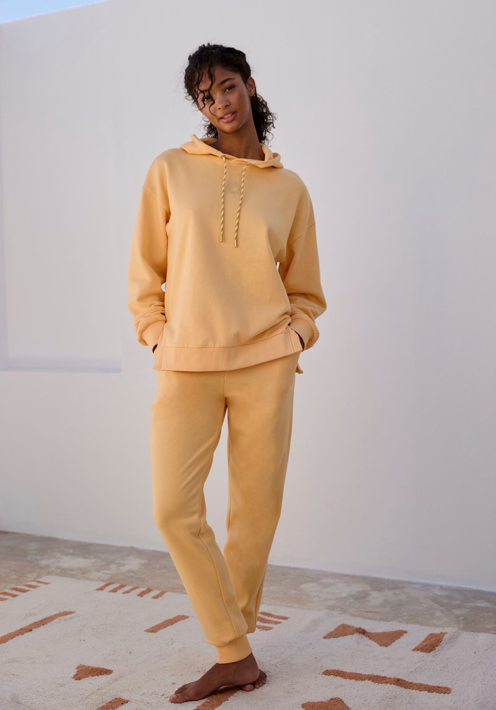 Buffalo Pantalon molletonné - jaune